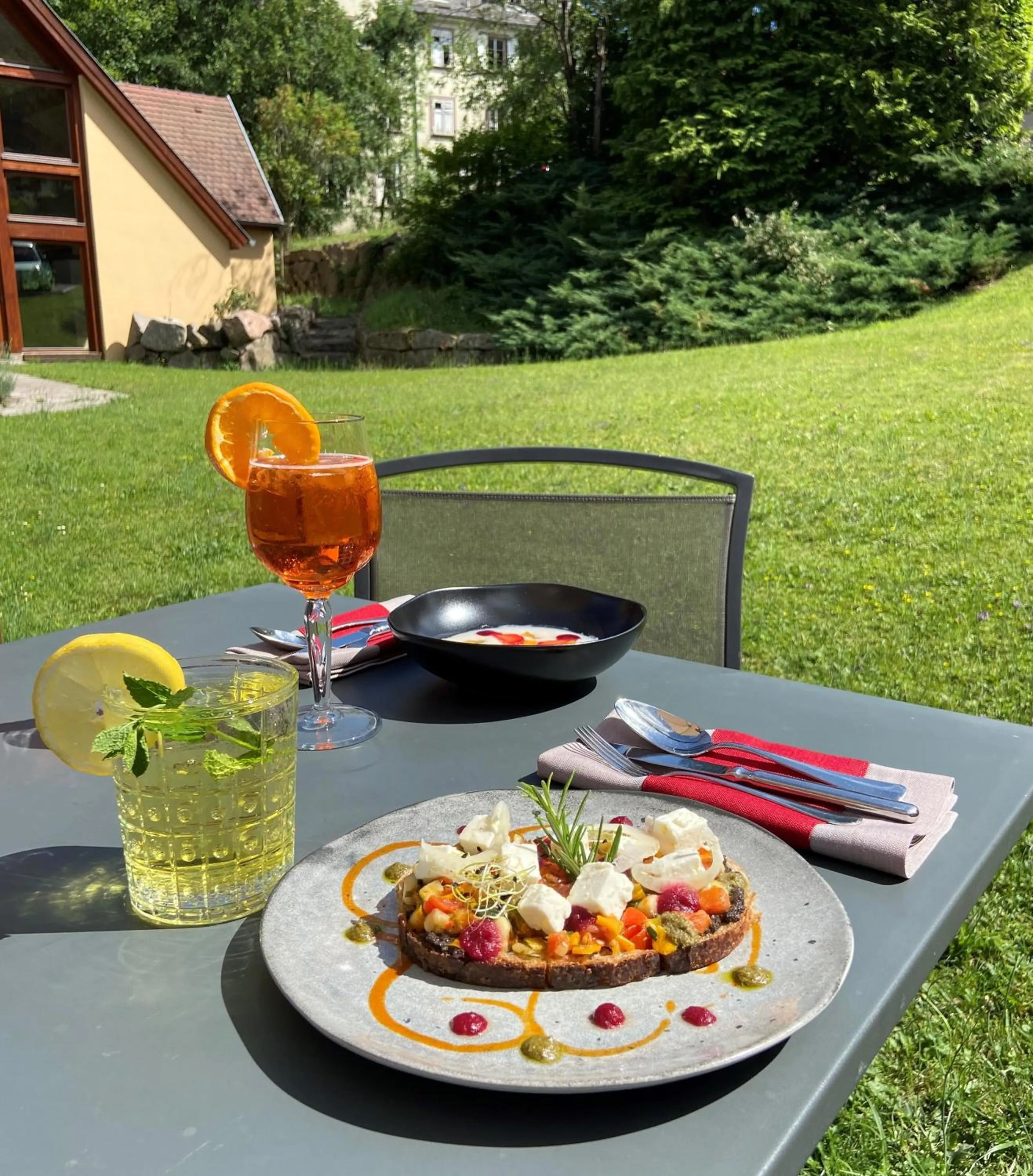 Restaurant/places to eat in LE CLOS DES SOURCES Hôtel & Spa