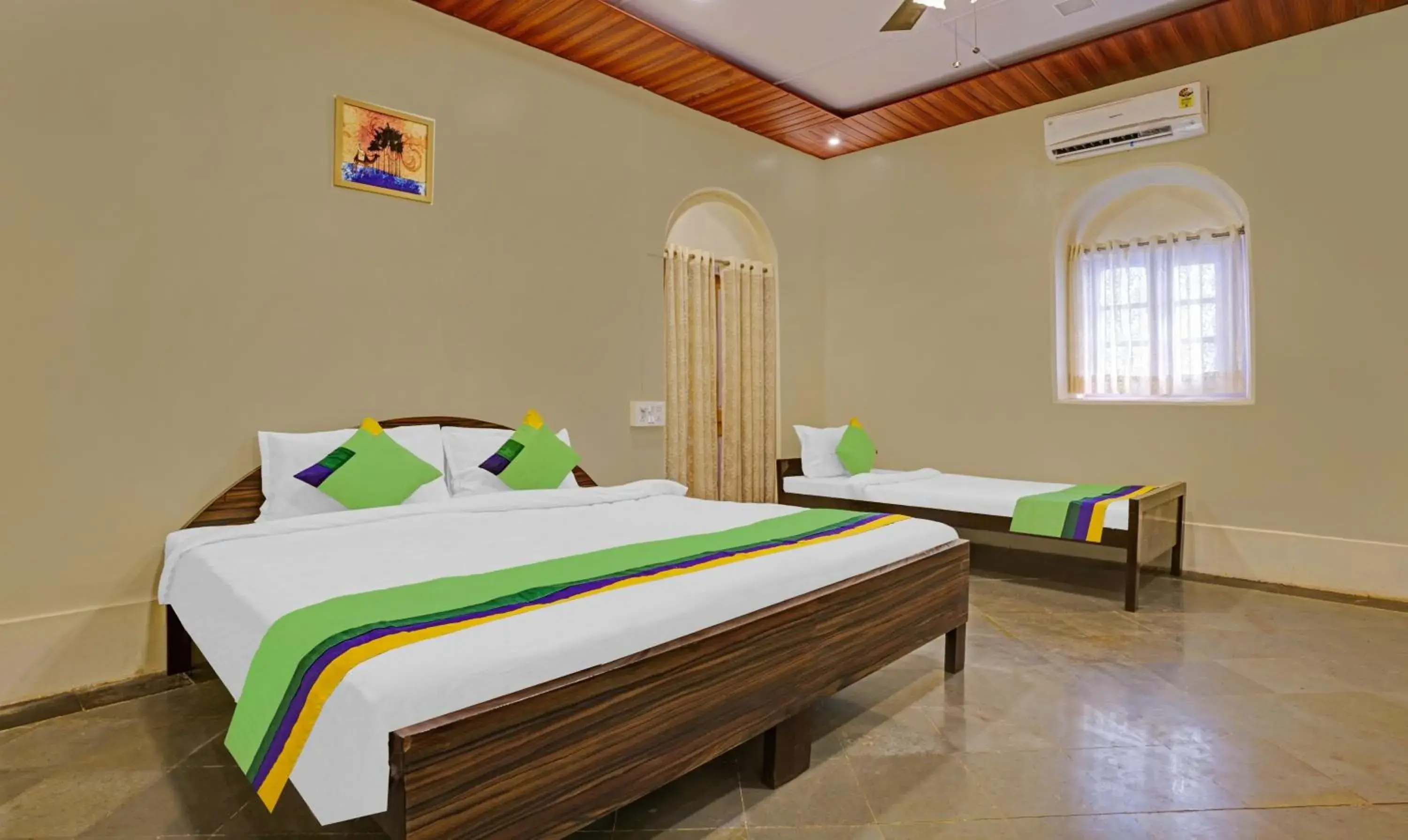 Spacious Premium Room in Treebo Cecil Resort, 600 Mtrs From Matheran Railway Station Spacious Premium Room in Treebo Cecil Resort, 600 Mtrs From Matheran Railway Station