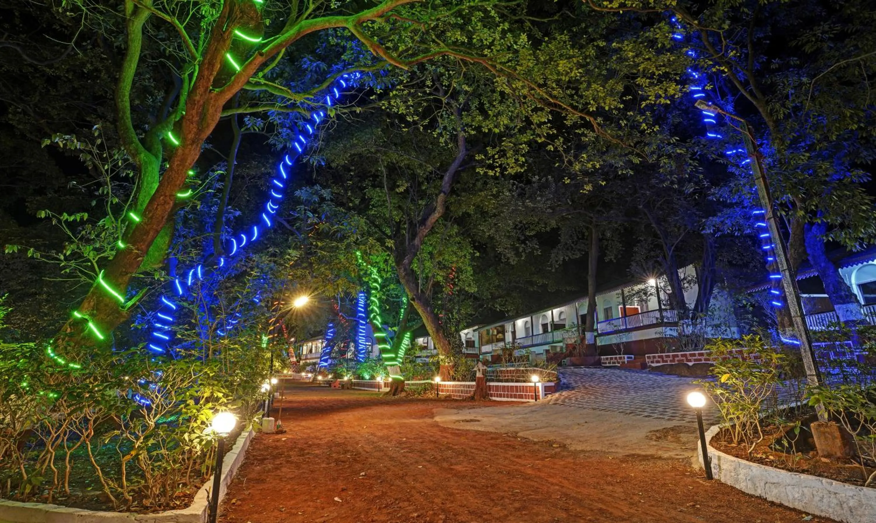 Facade/entrance in Treebo Cecil Resort, 600 Mtrs From Matheran Railway Station
