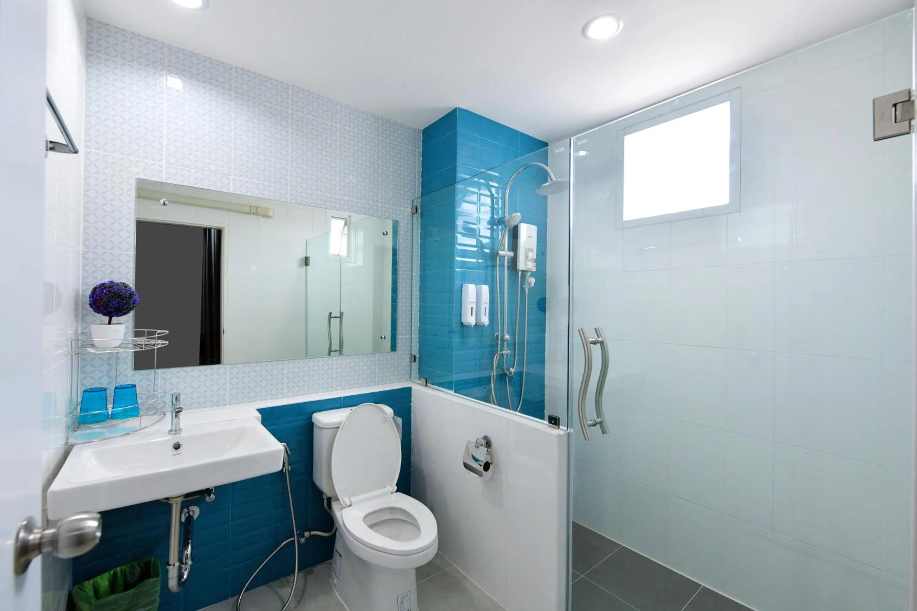 Bathroom in Feungfah Litz