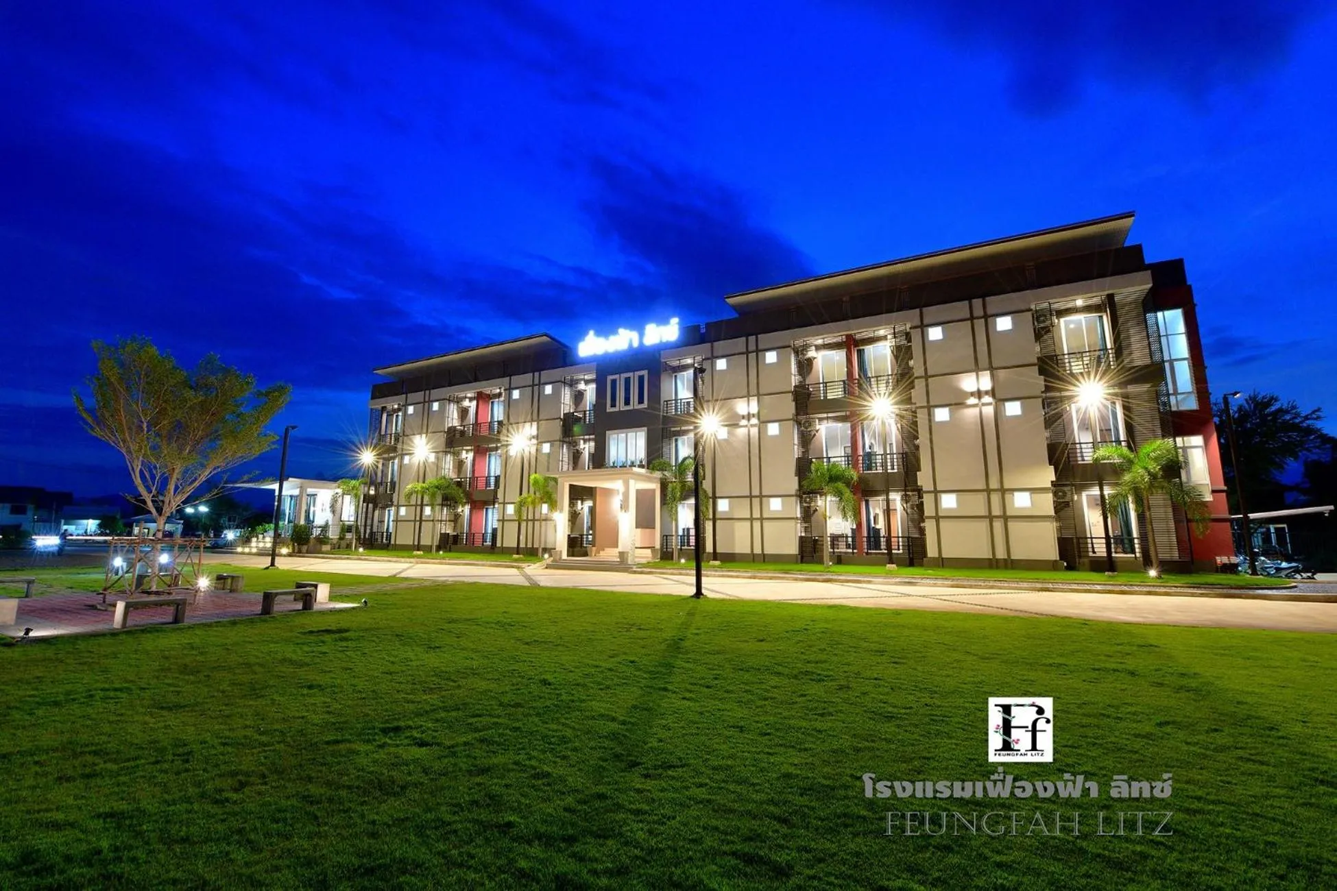 Night in Feungfah Litz