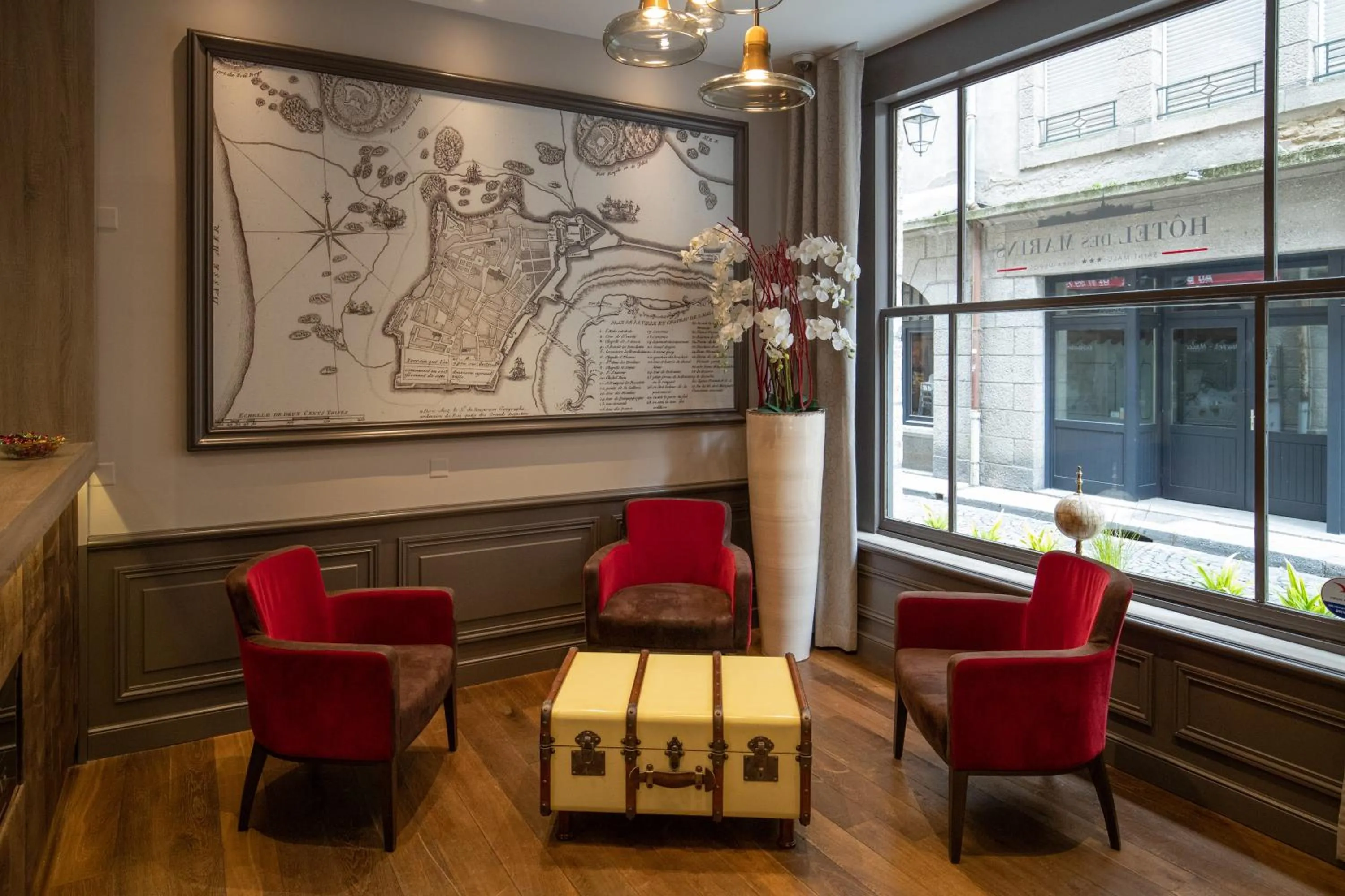 Property building in Appartements des Marins