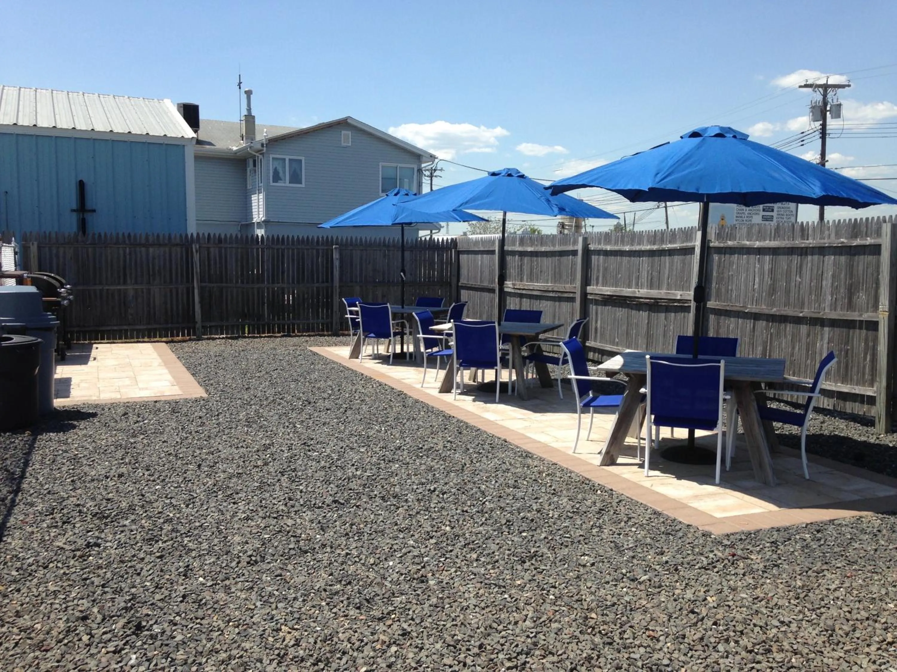 BBQ facilities in Shore Point Motel