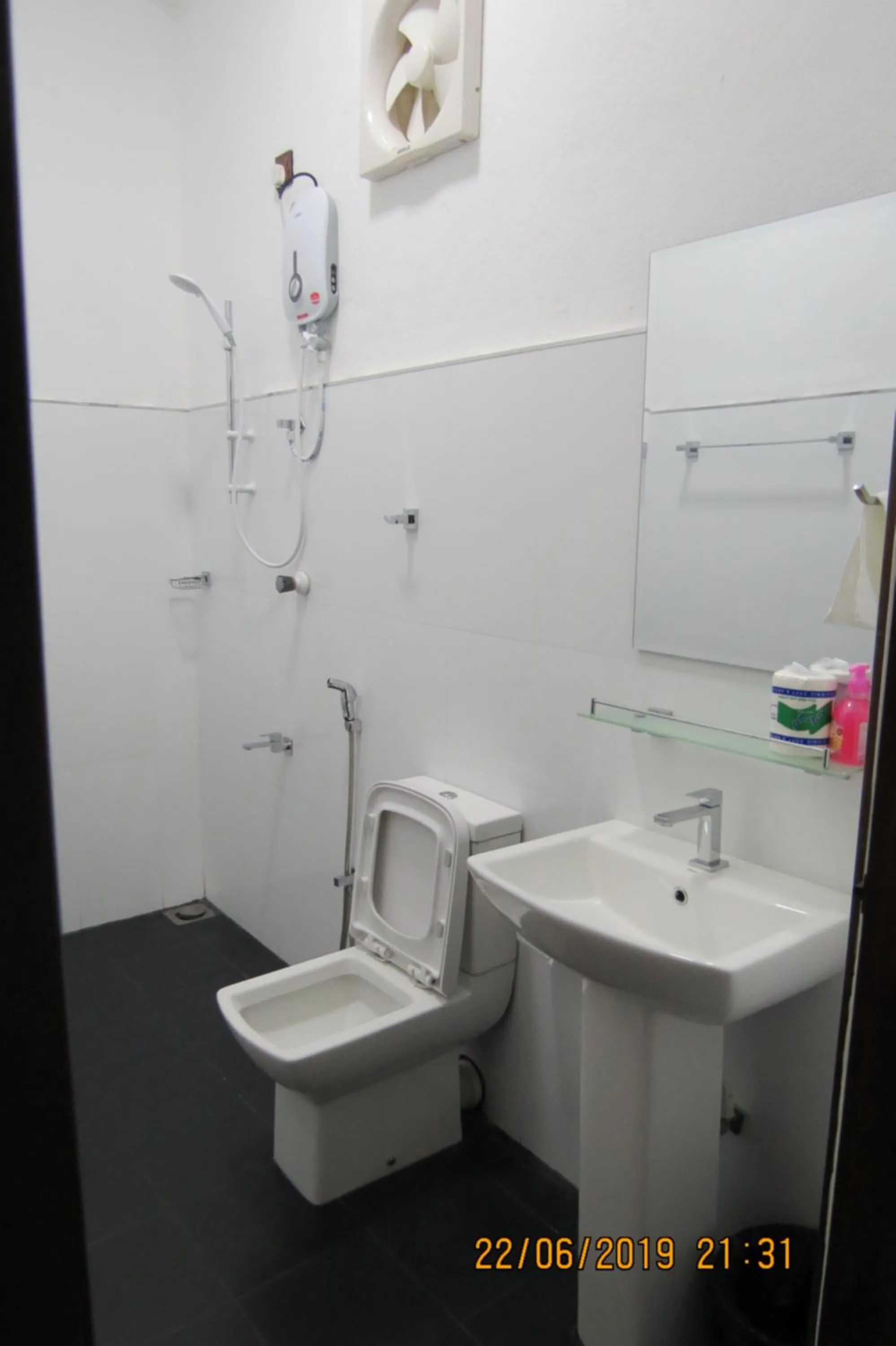 Bathroom in The Amora