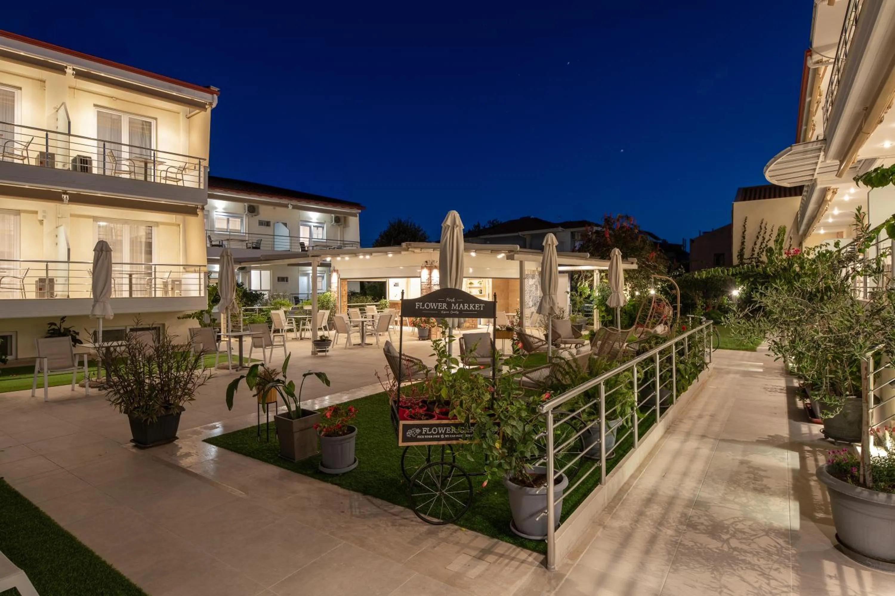 Property building in Nikiti Comfort