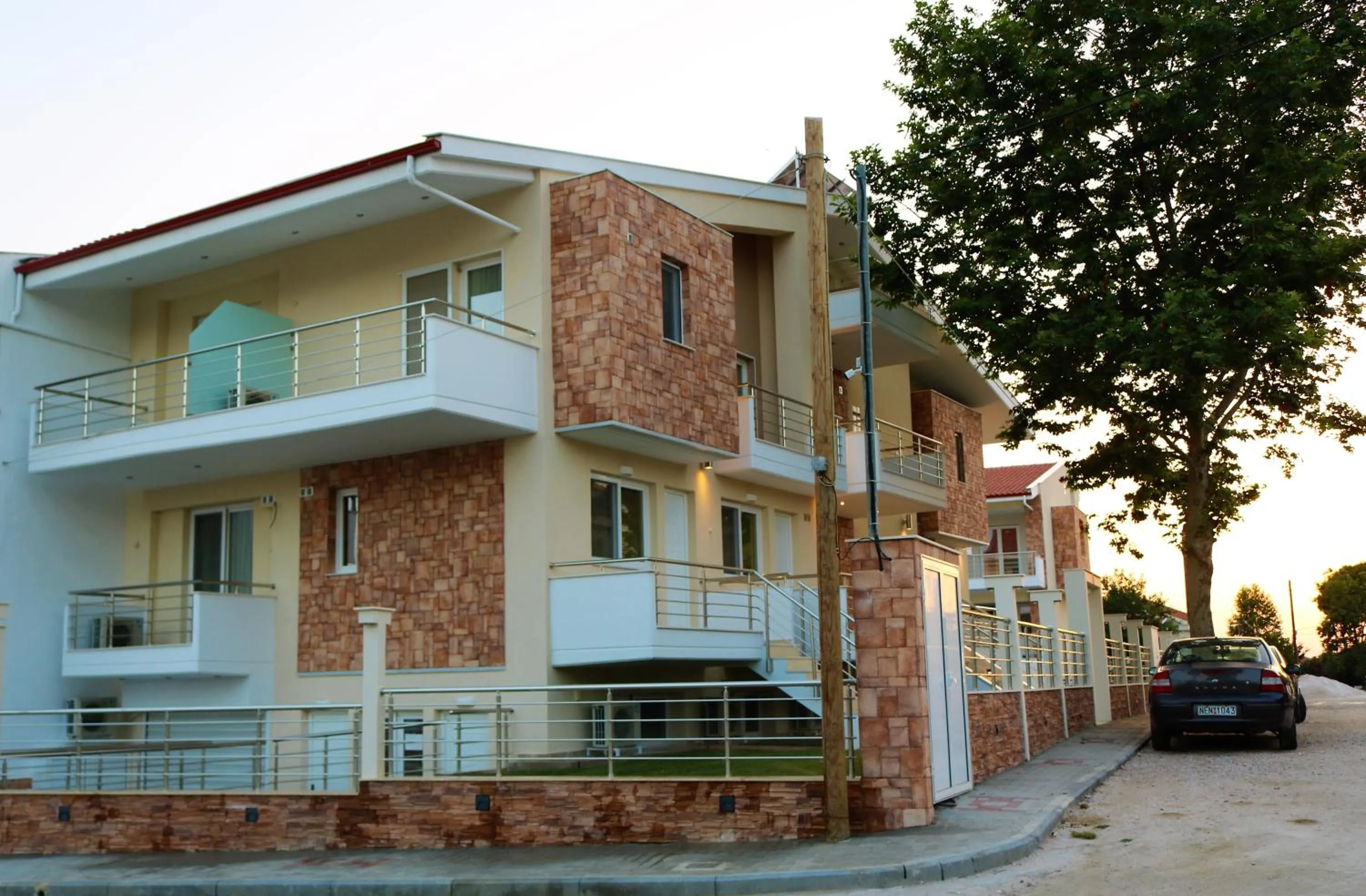 Property building in Nikiti Comfort
