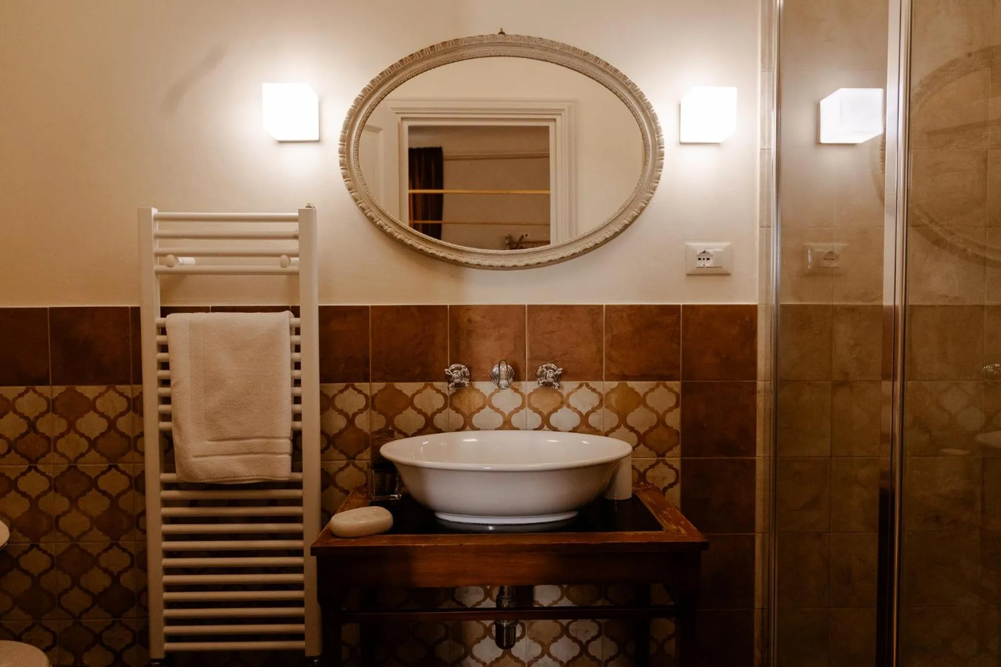 Bathroom in San Pier Novello in Oltrarno