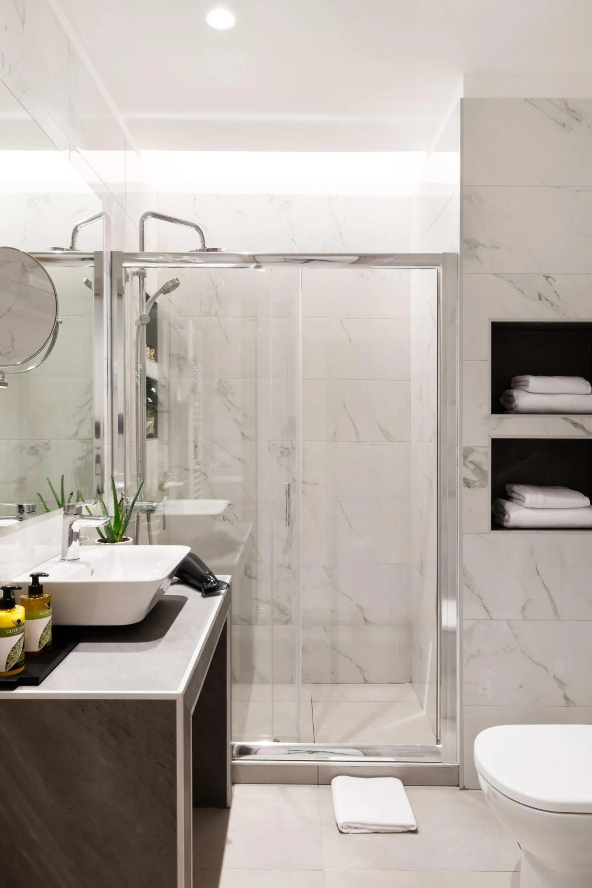 Shower in Thess Residences