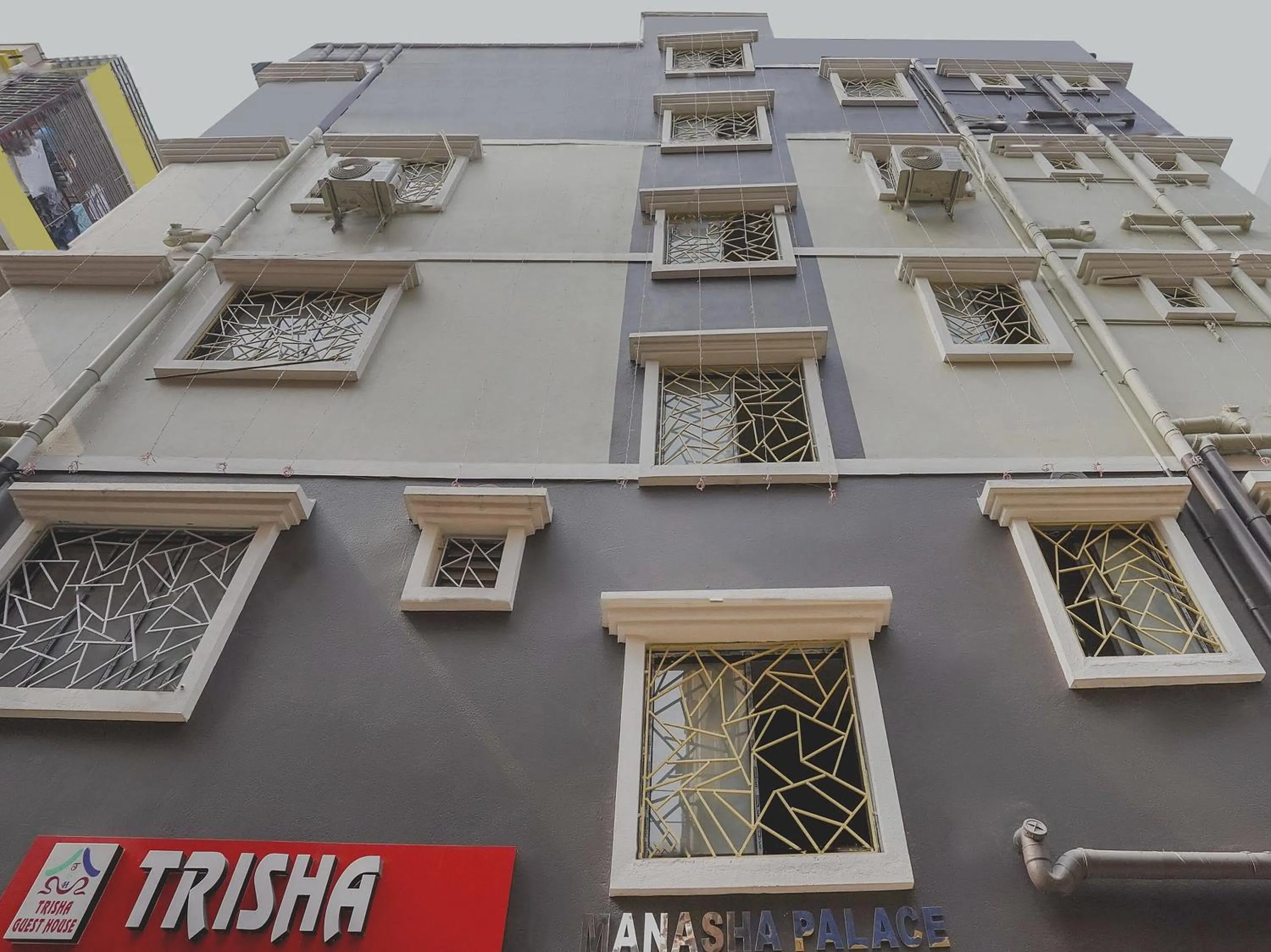 Facade/entrance in Hotel O Trisha Guest House