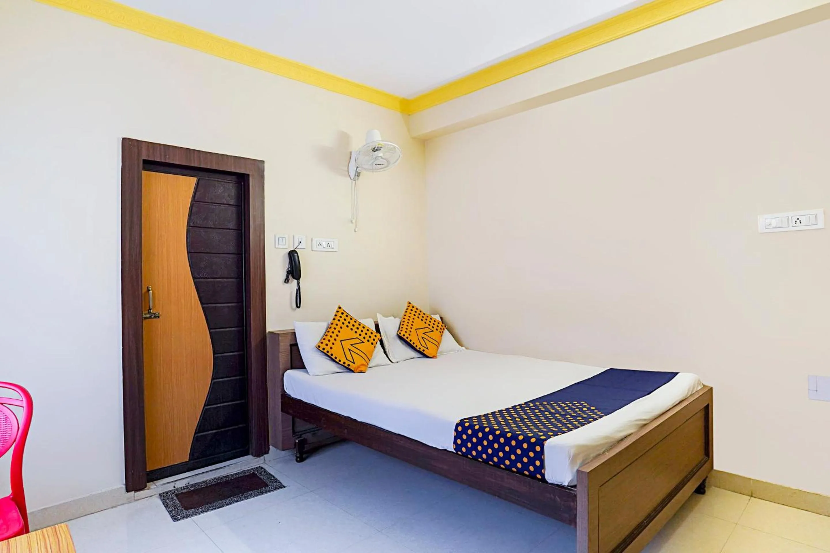 Bedroom, Bed in Hotel O Trisha Guest House