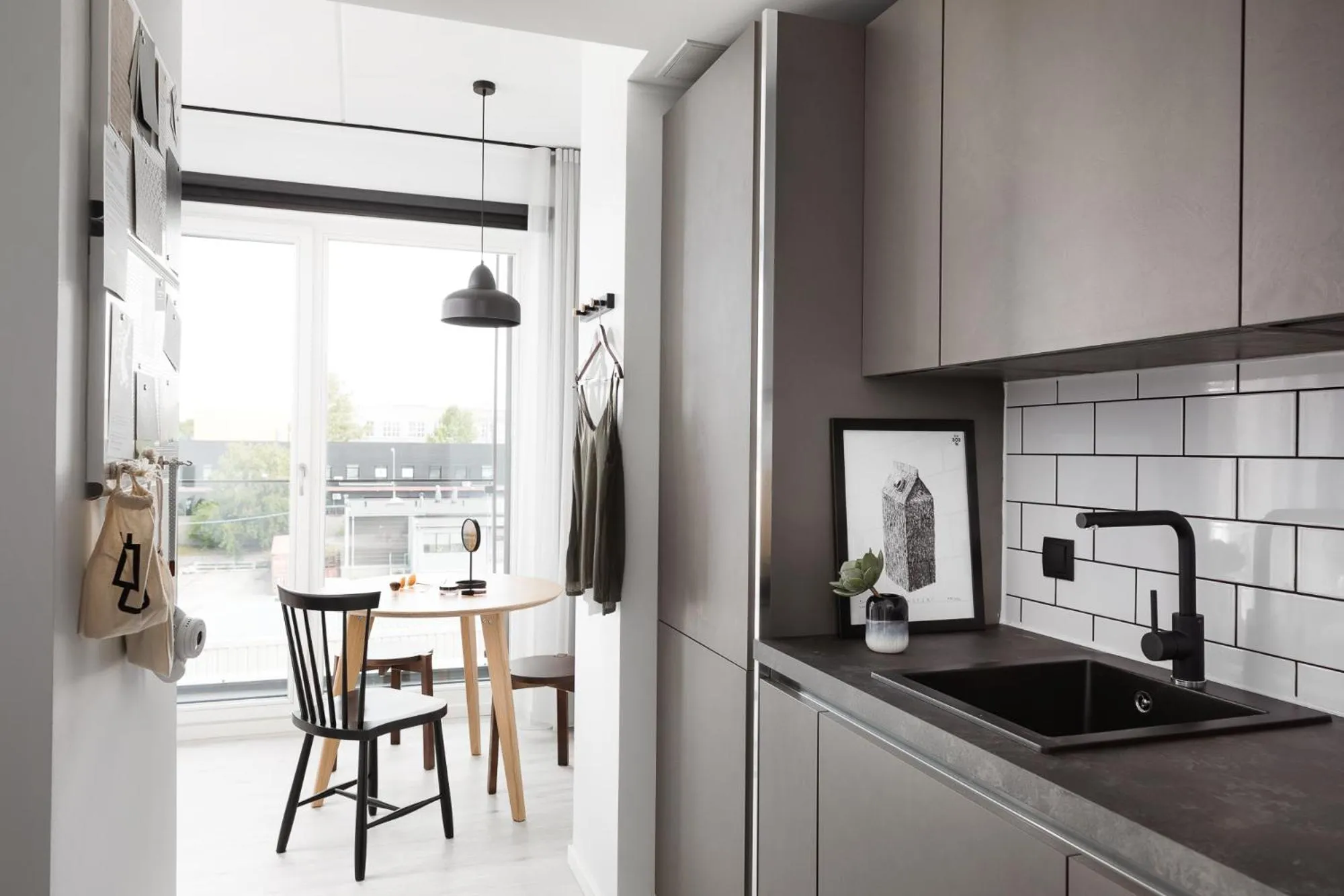 Kitchen or kitchenette in Bob W Tallinn Telliskivi