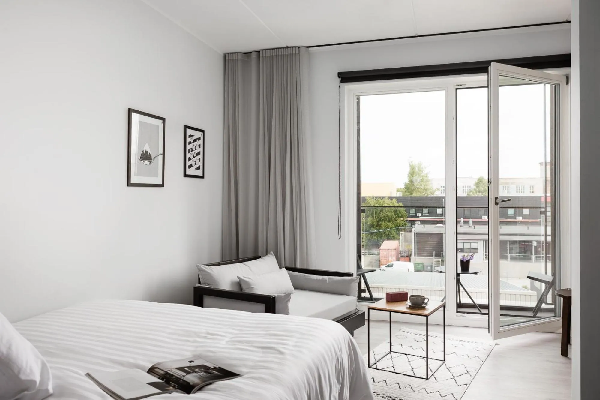 Bed in Bob W Tallinn Telliskivi