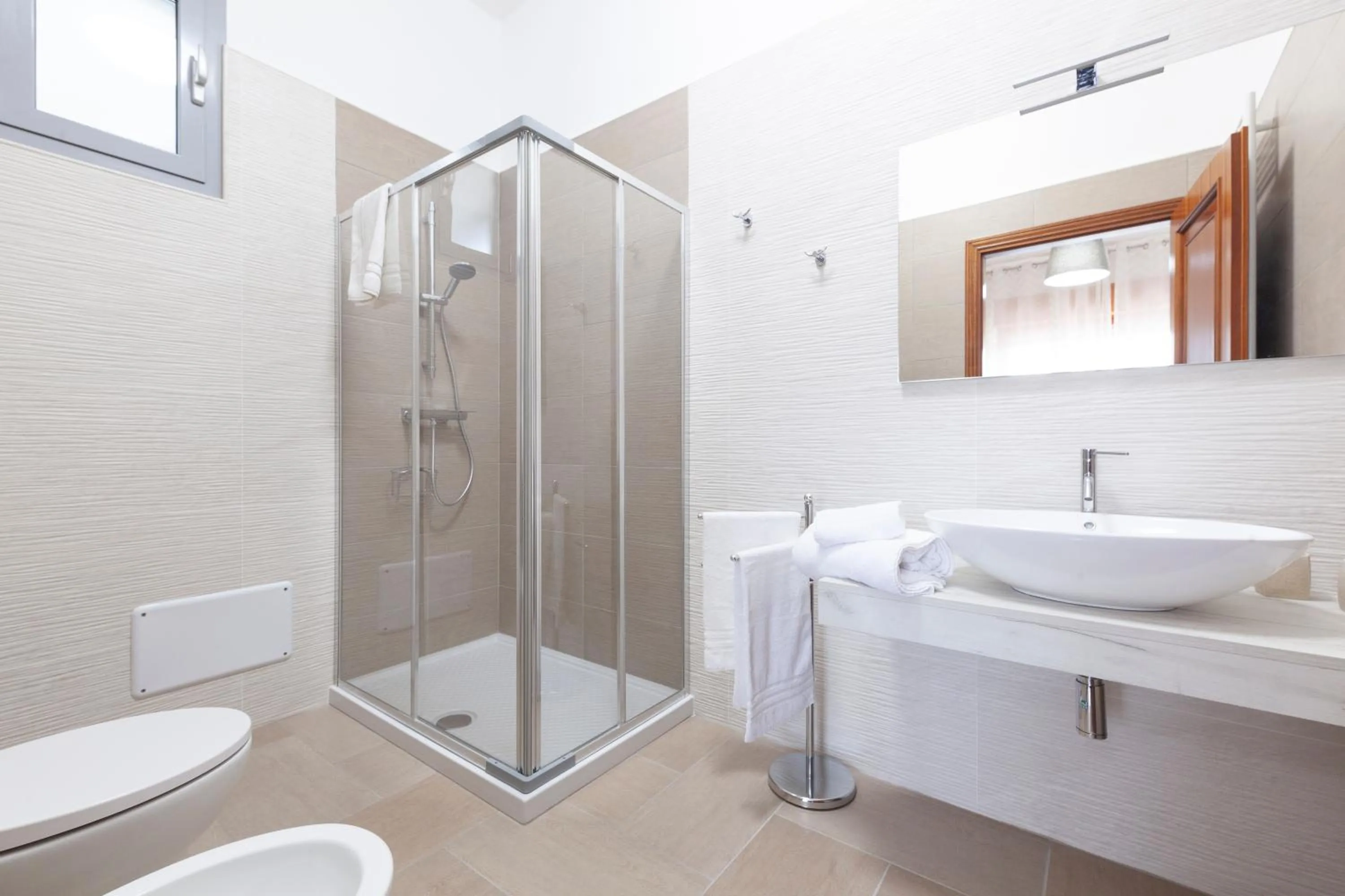 Bathroom in Lupomonaco Rooms