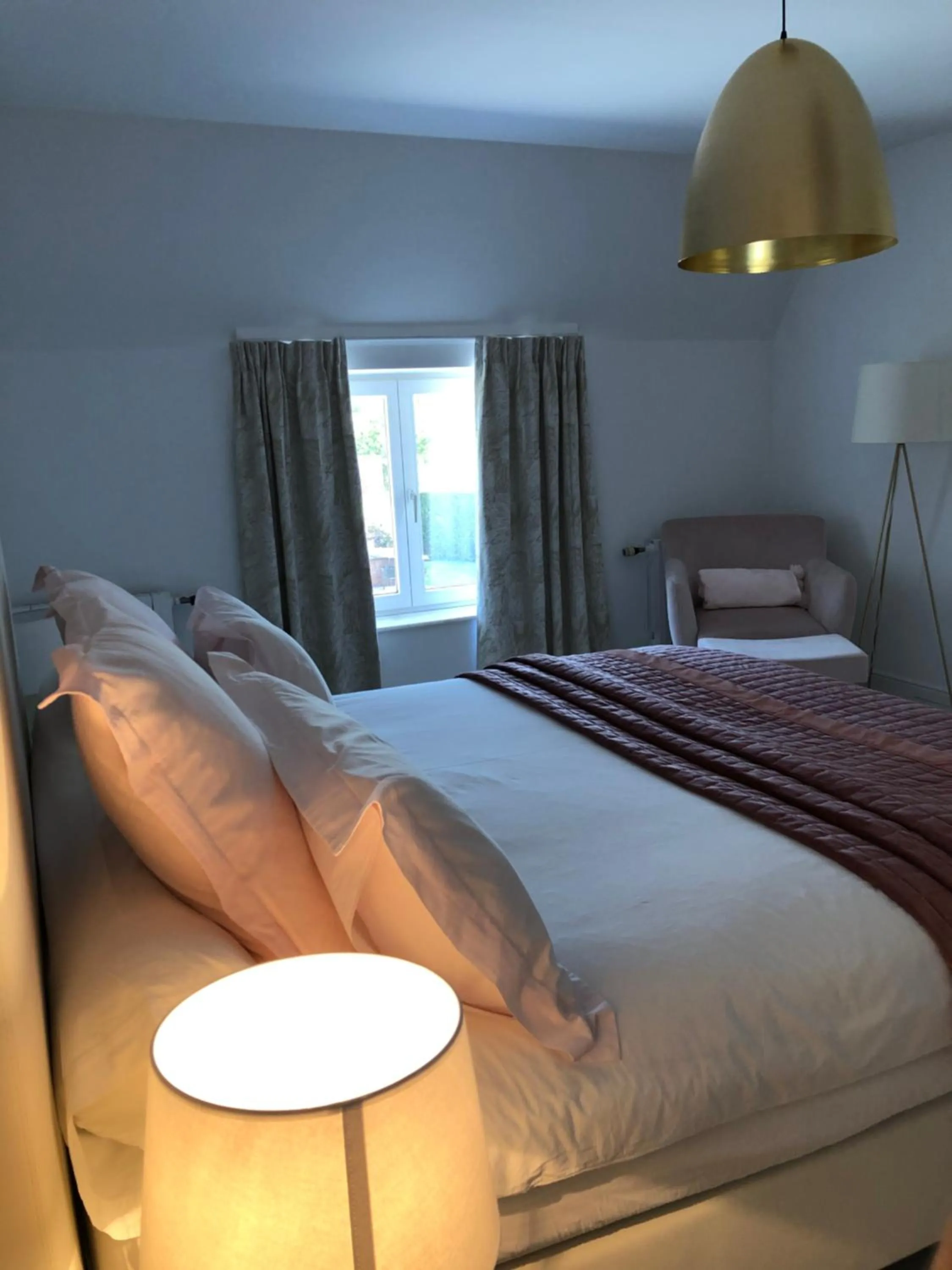 Bed in JARDIN DU MARAIS