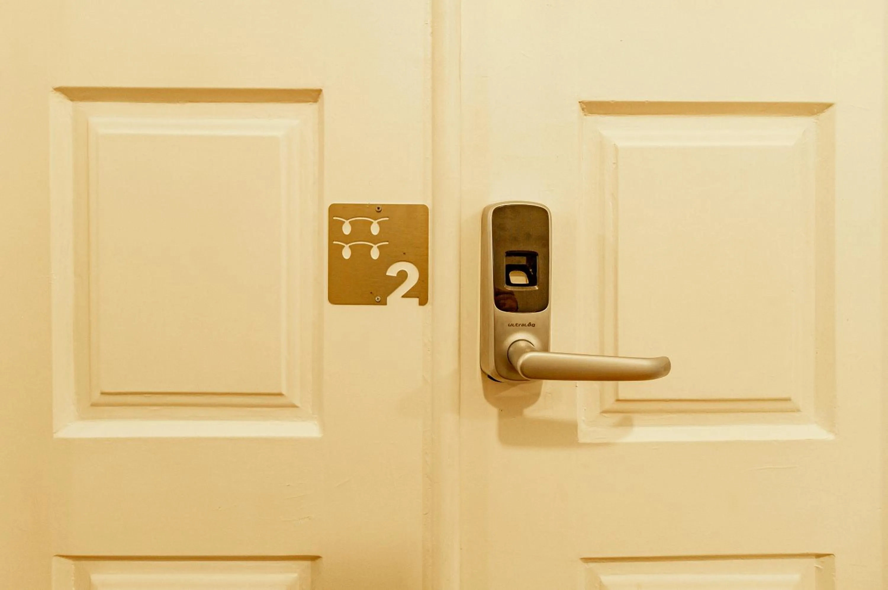 Logo/Certificate/Sign in CASA RIETSCH