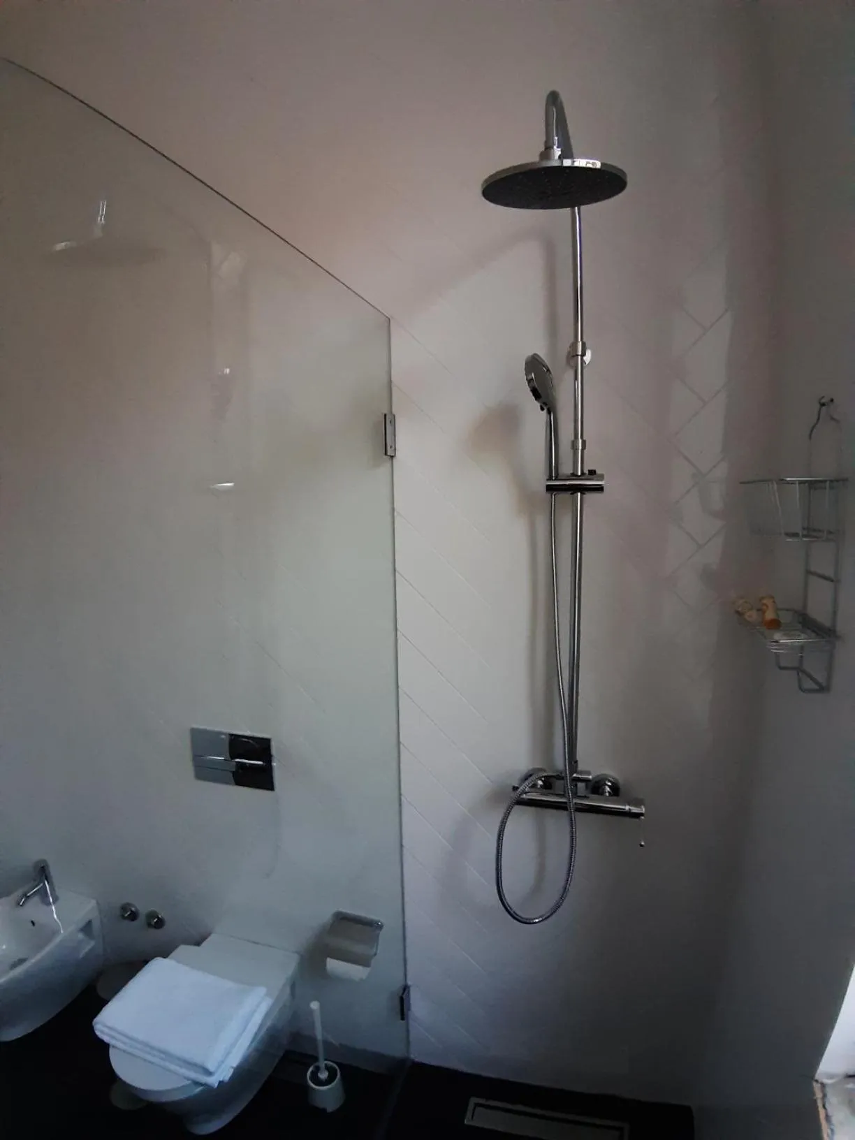 Shower in CASA RIETSCH