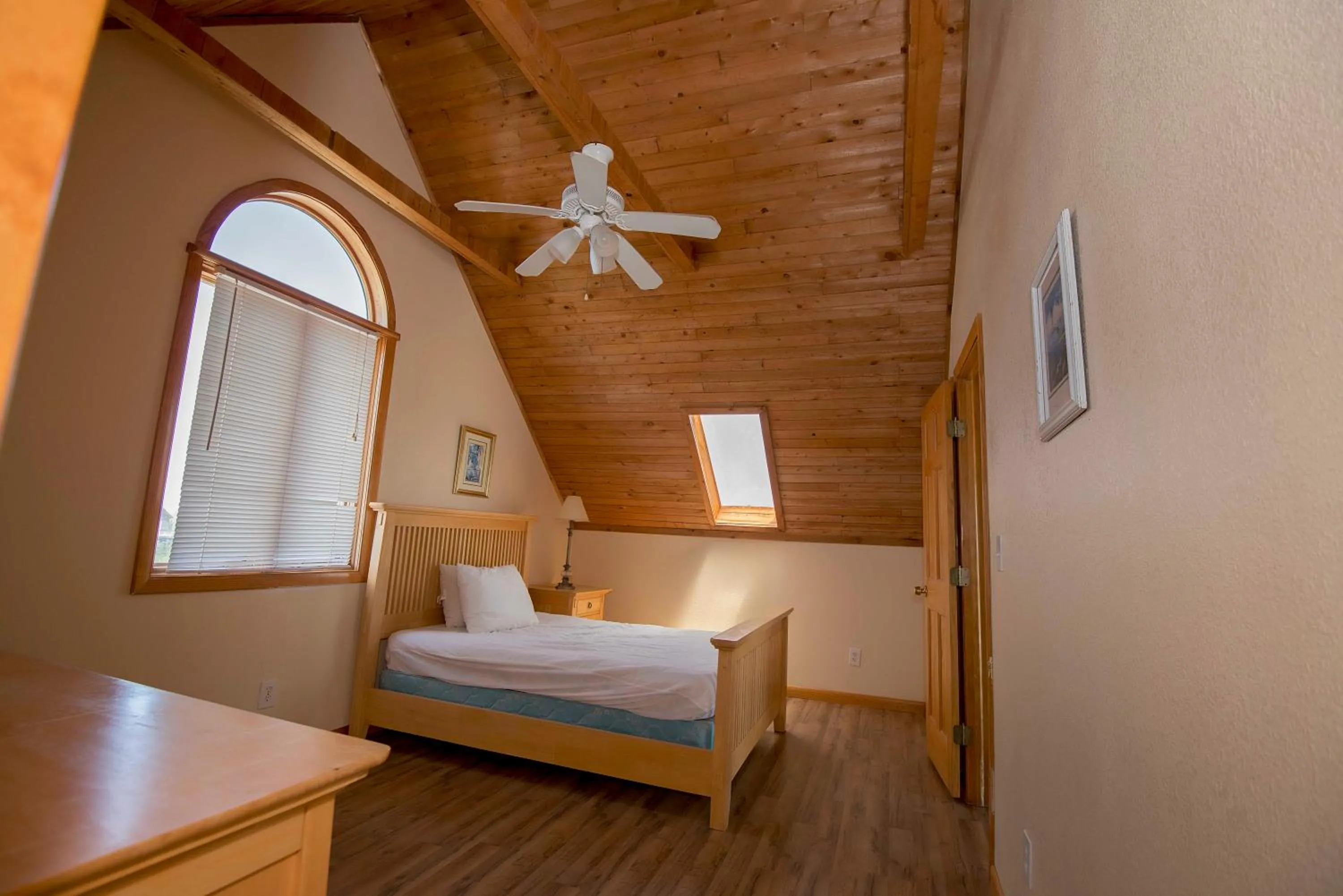 Bed in Avon Cottages