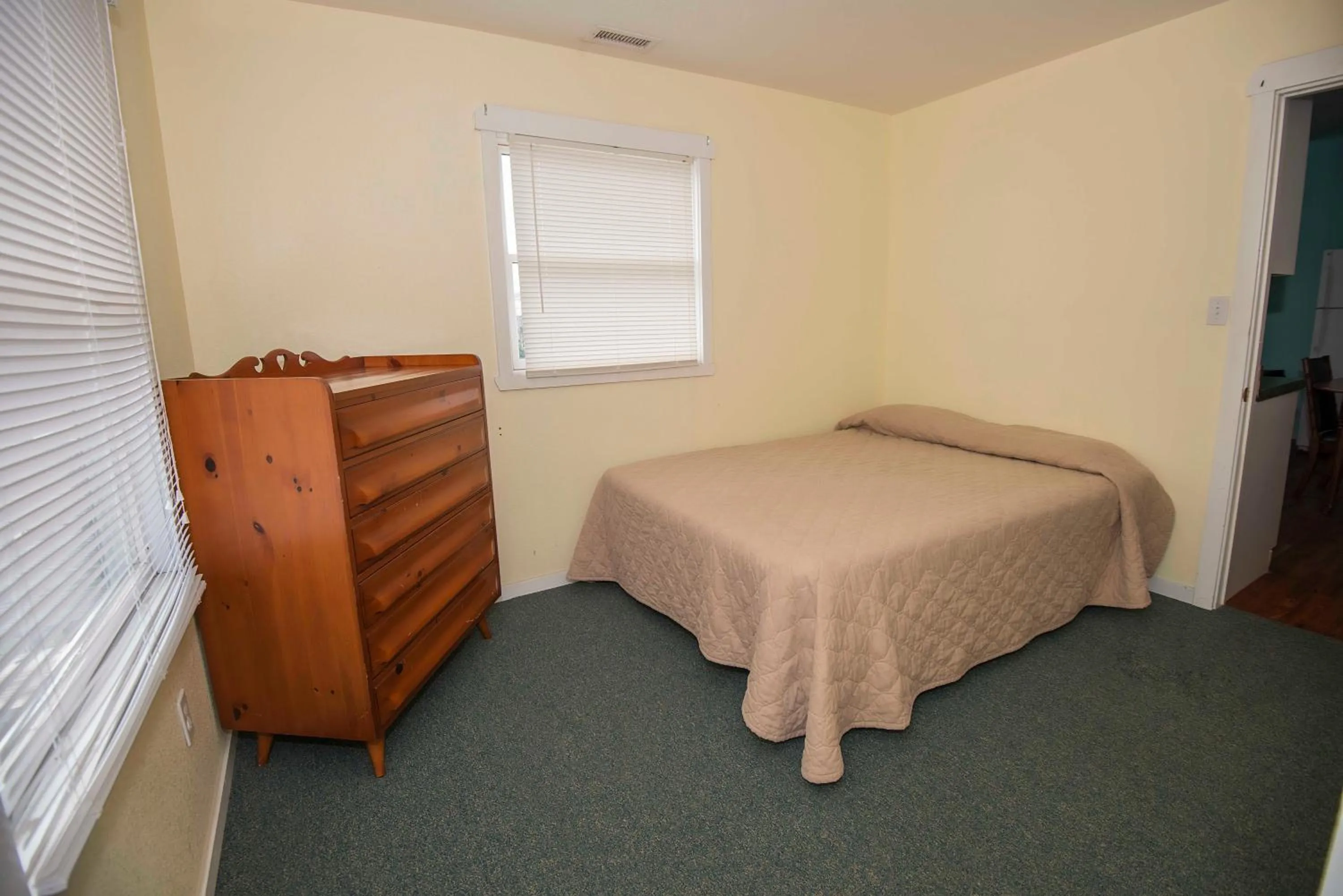 Bed in Avon Cottages