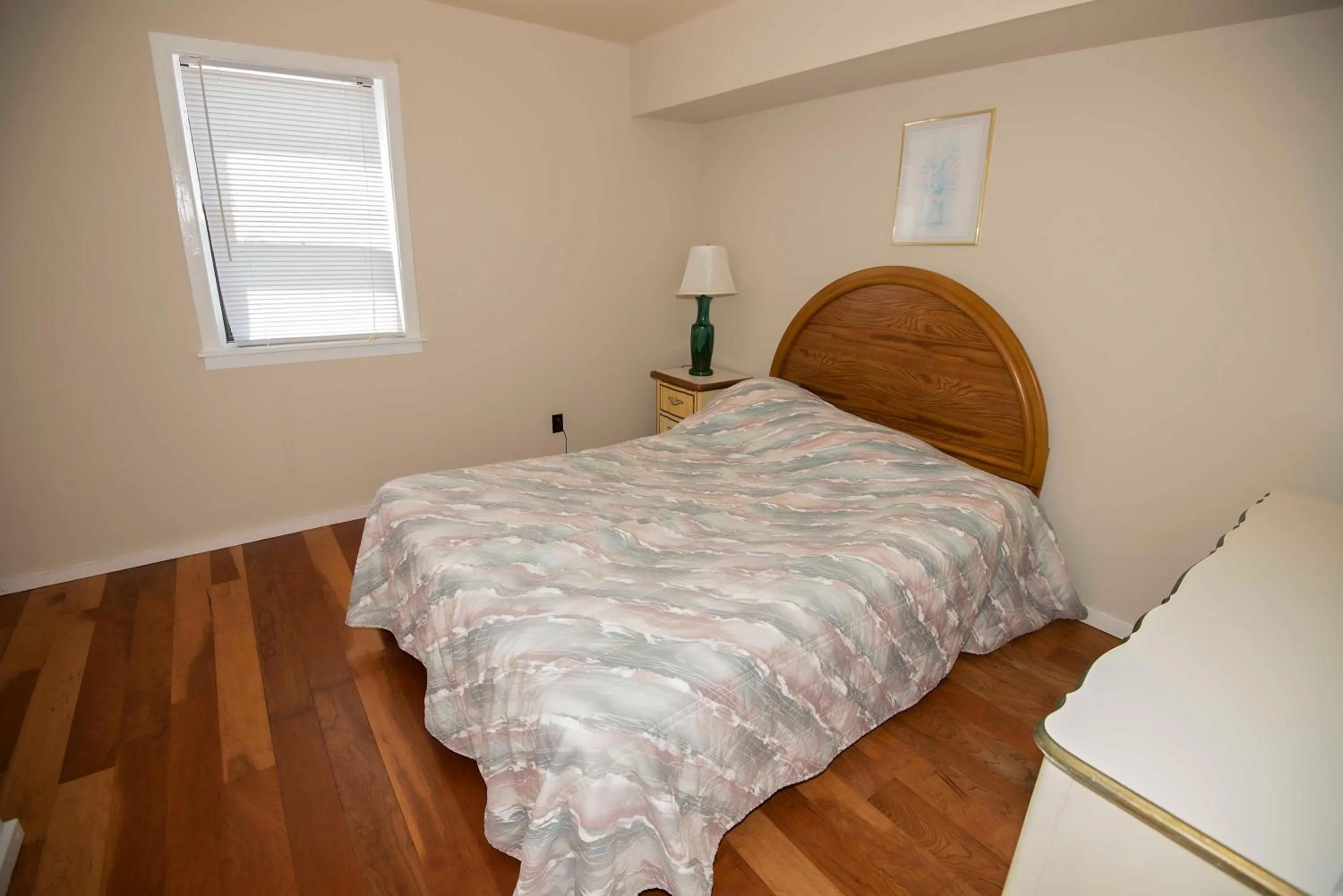 Bed in Avon Cottages