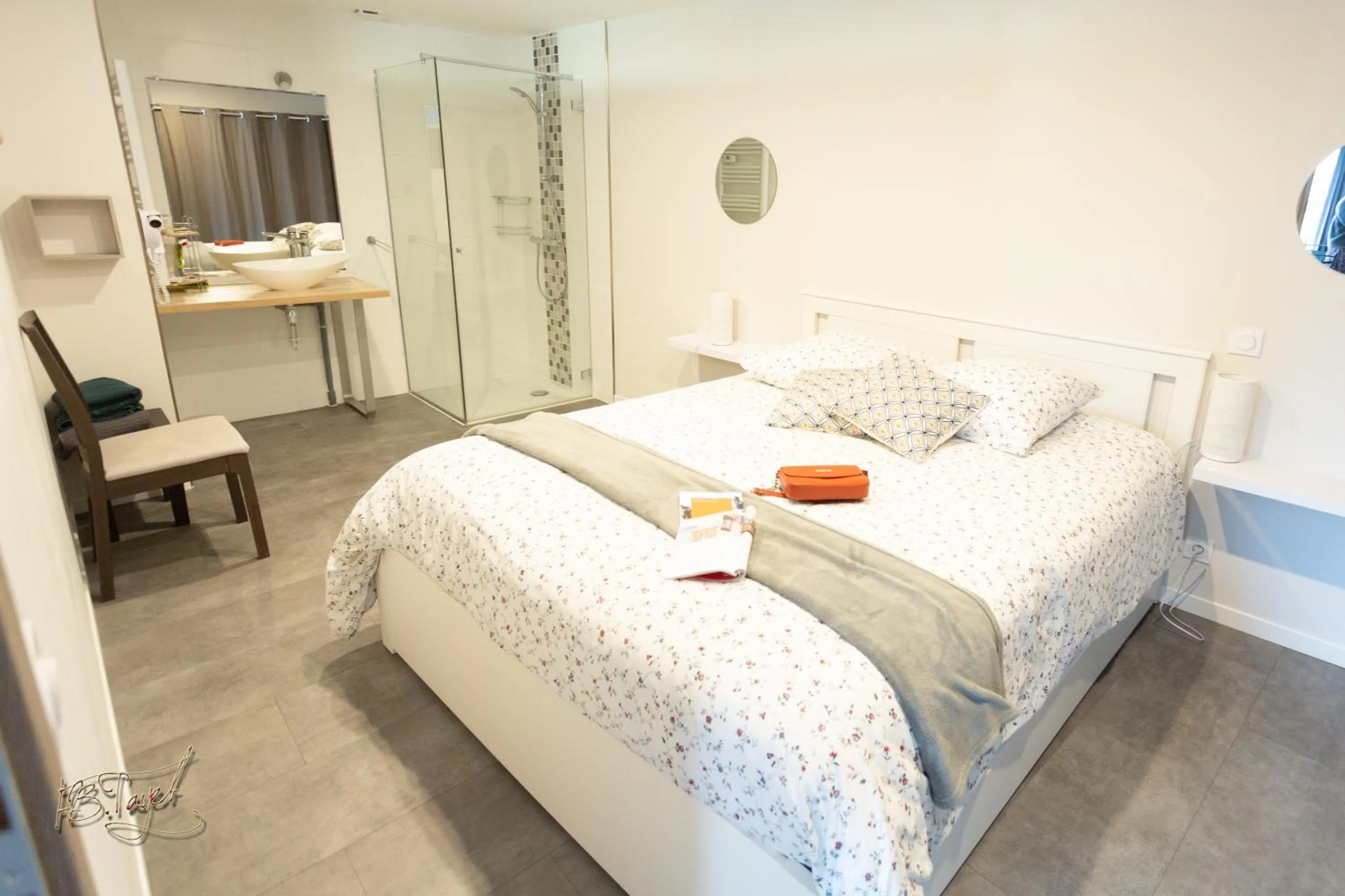 Bed in Hotel la piscine