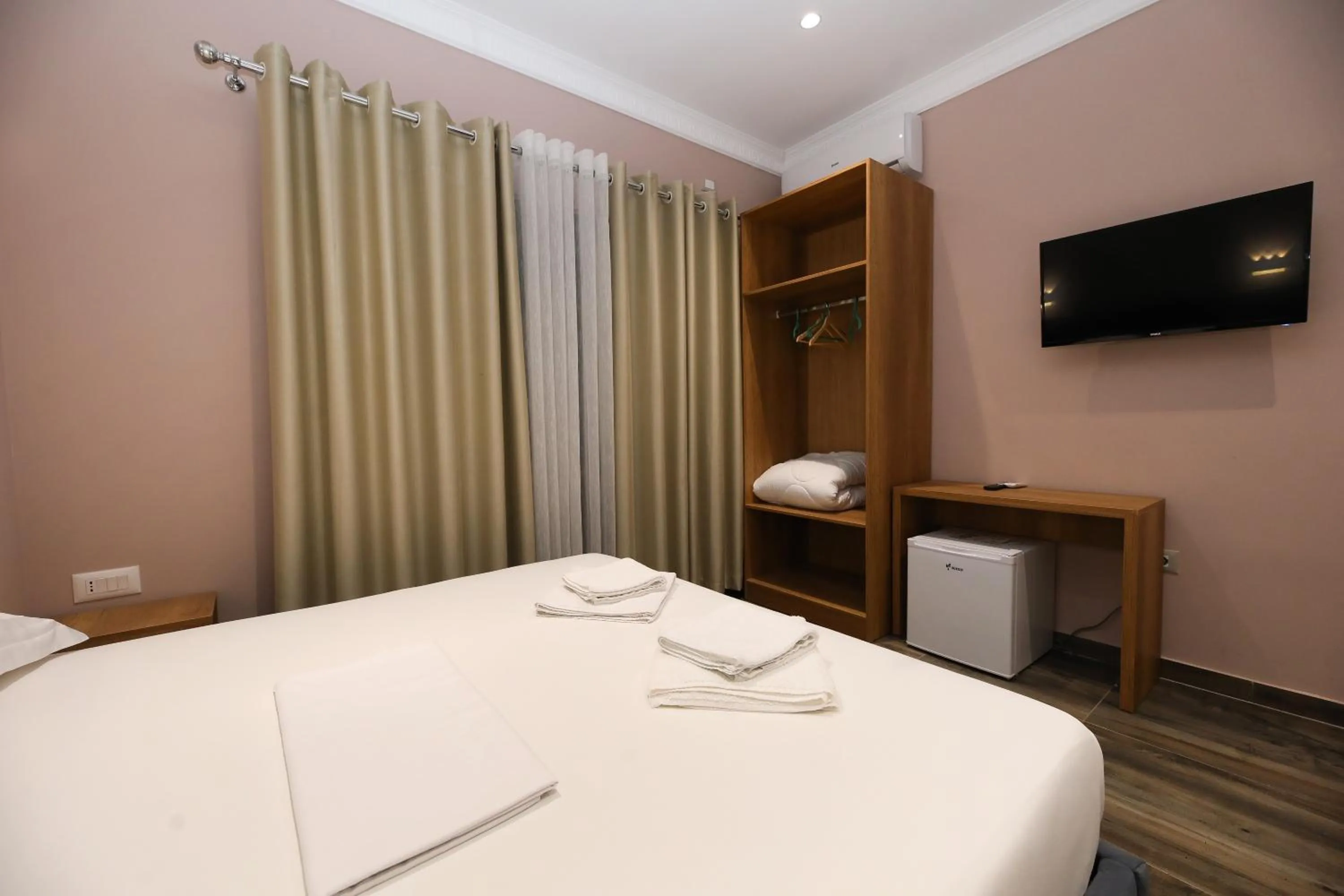 Bed in Hotel Salvadore