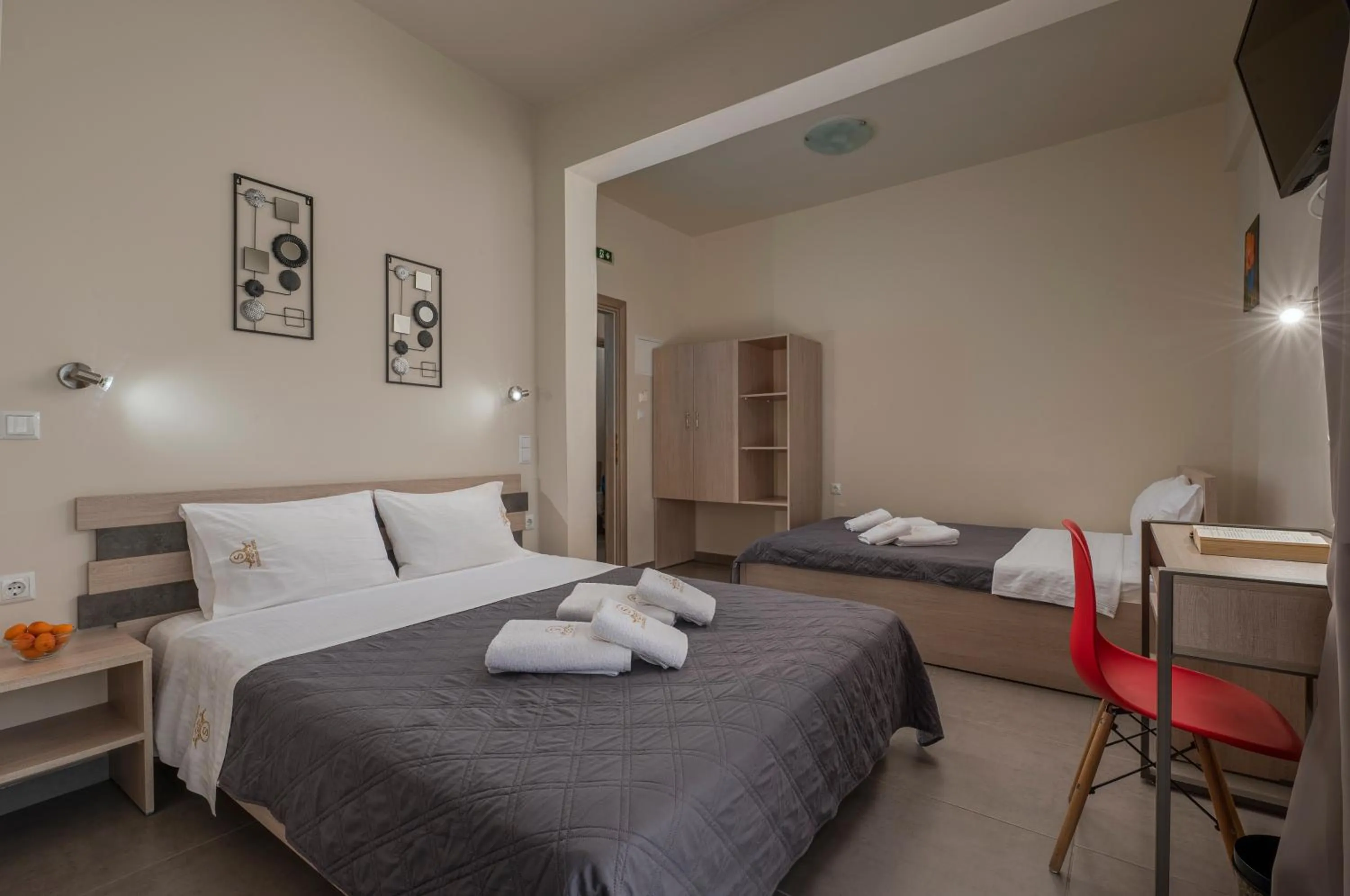 Bed in Sunshine Apartments