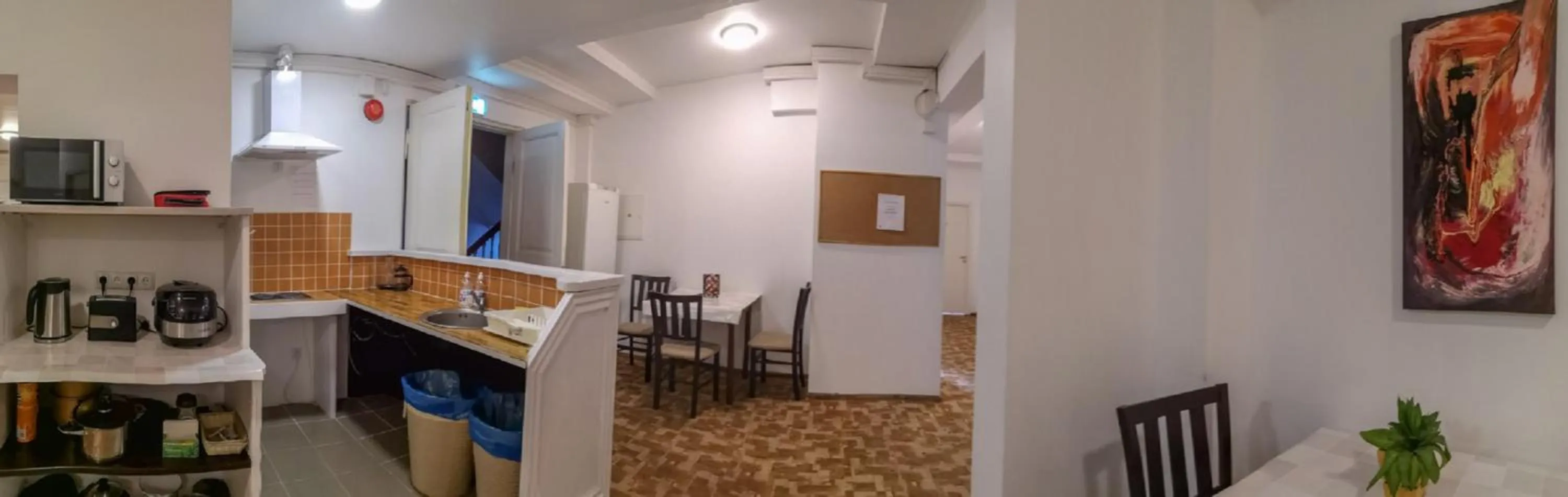 Dining area in Villa Kadriorg Hostel