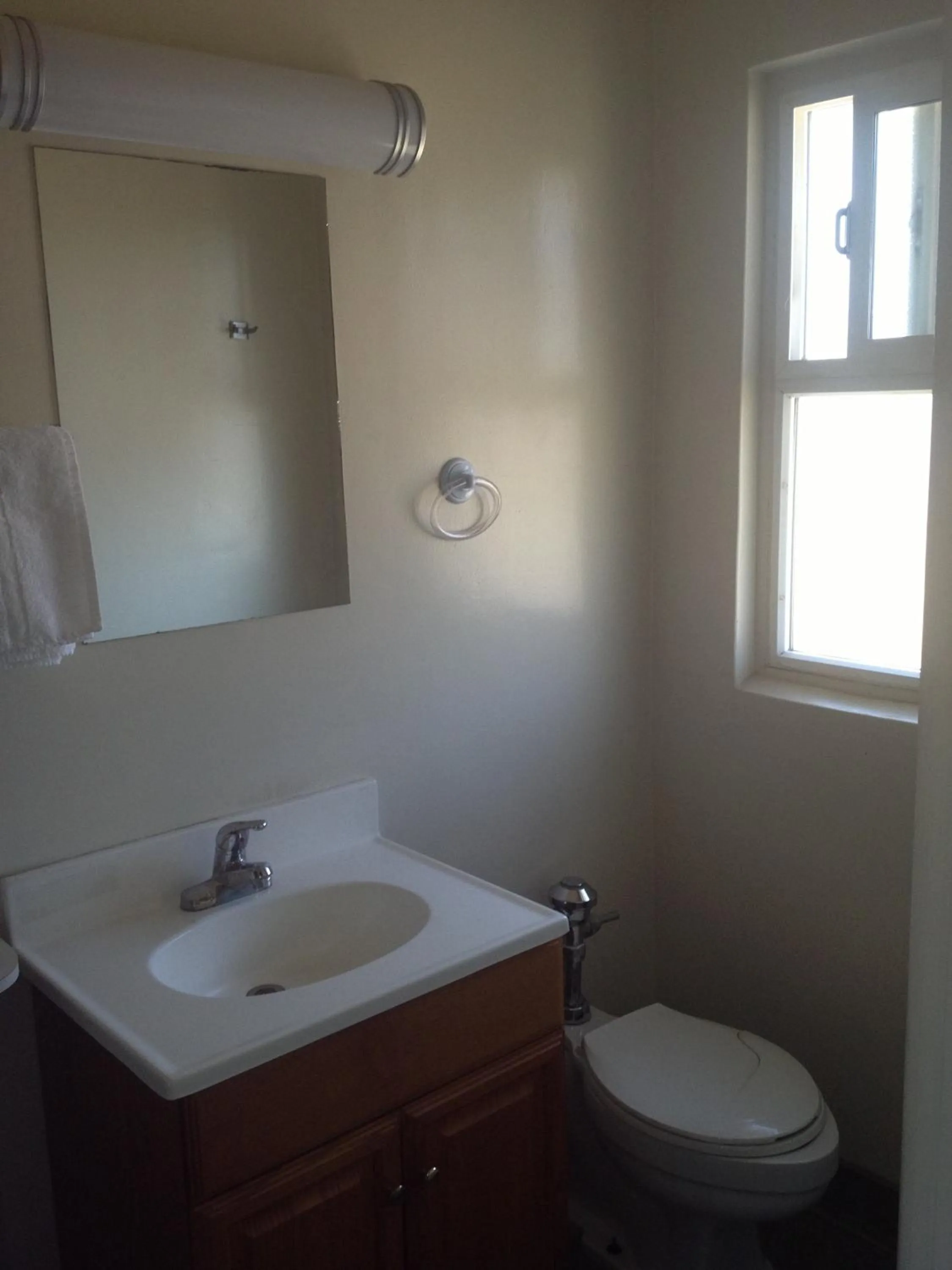 Day in Hacienda Motel