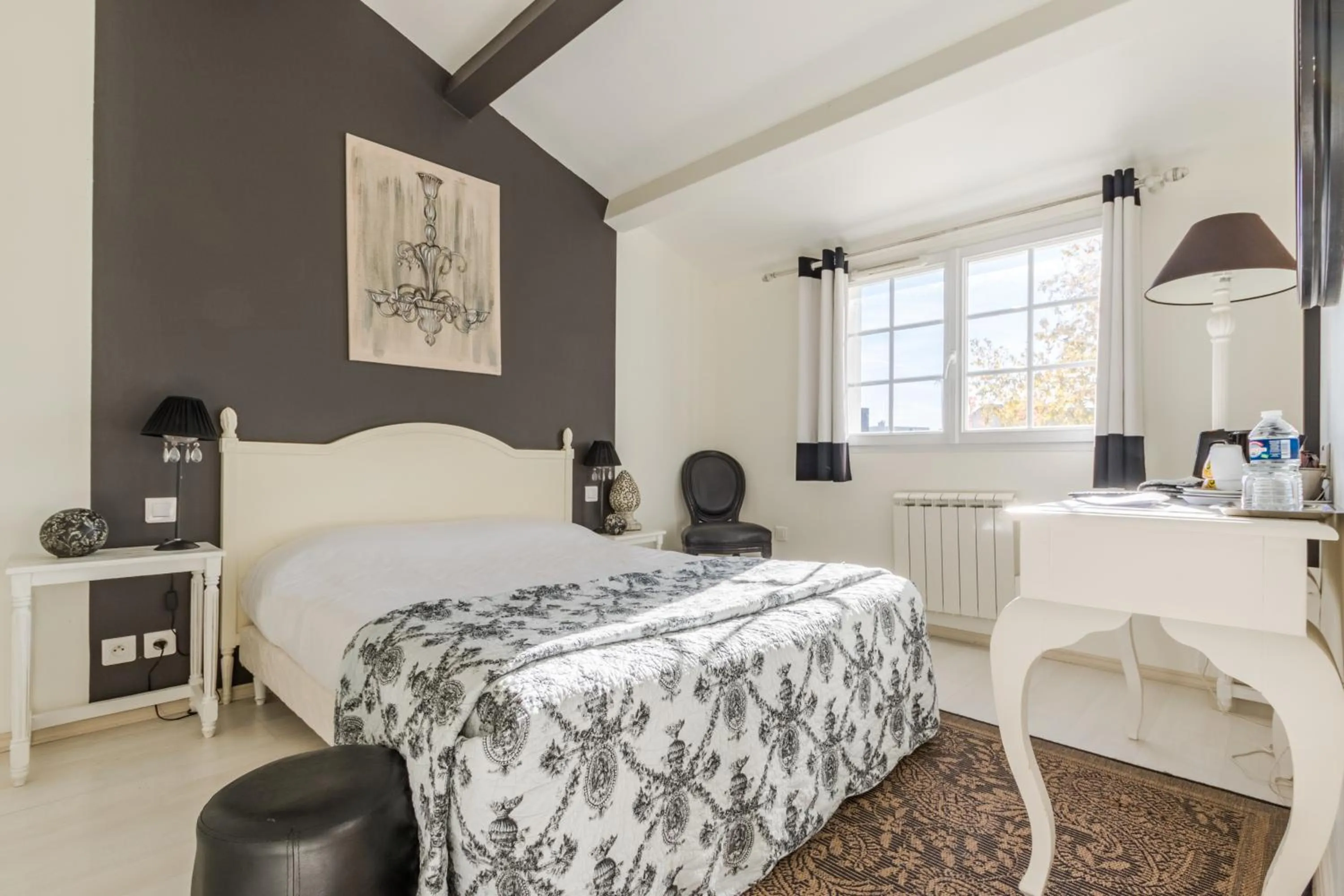 Bed in Le Manoir de l'antiquité