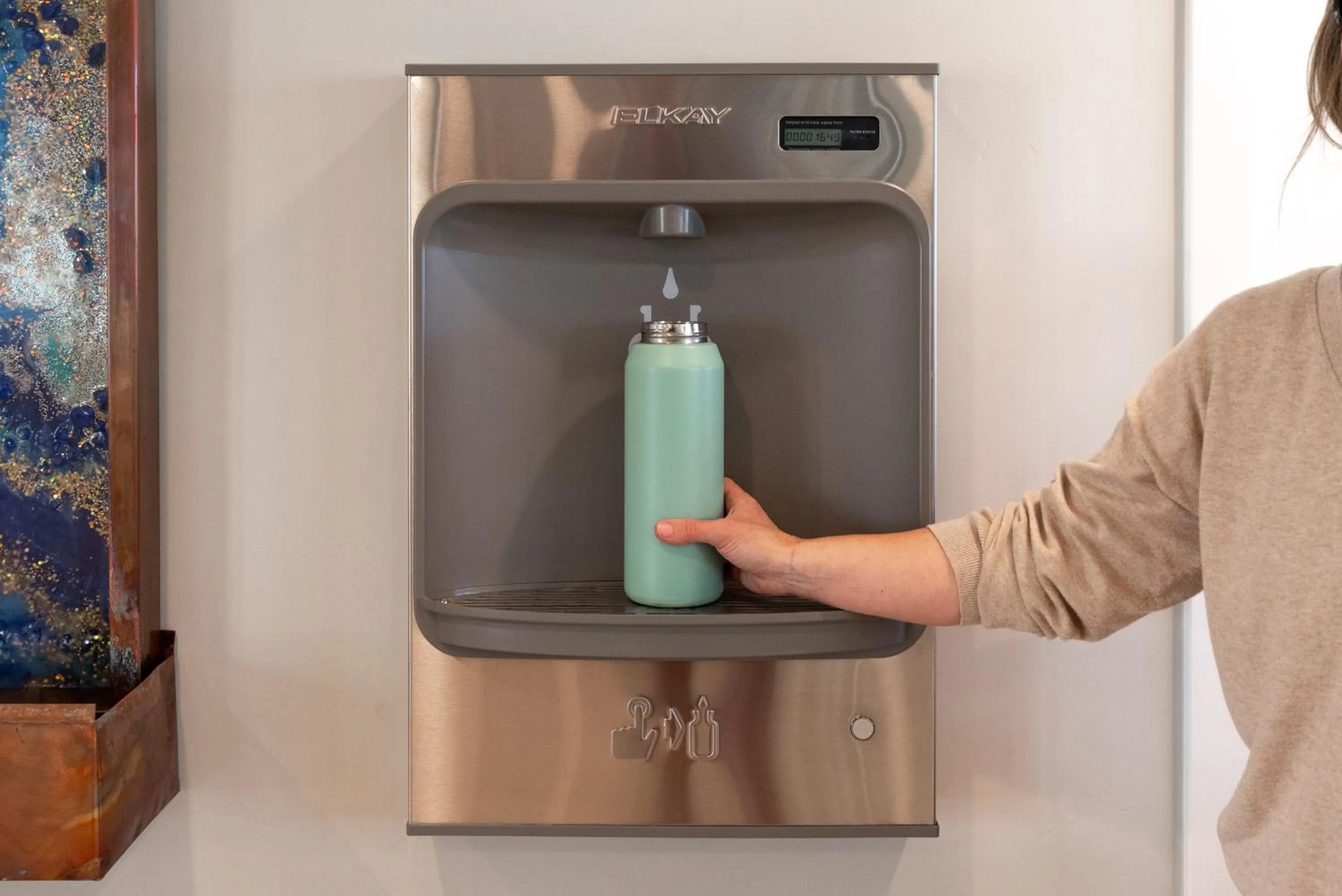 Shoreline Inn...on the beach