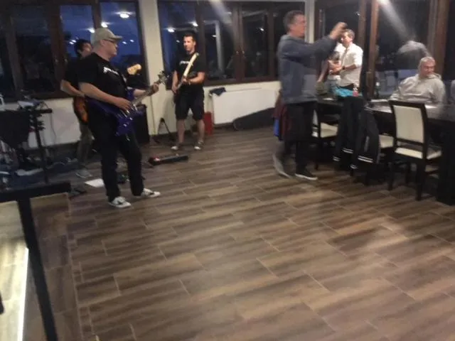 Restaurant/places to eat in Admiralitás Kitchen and Restaurant