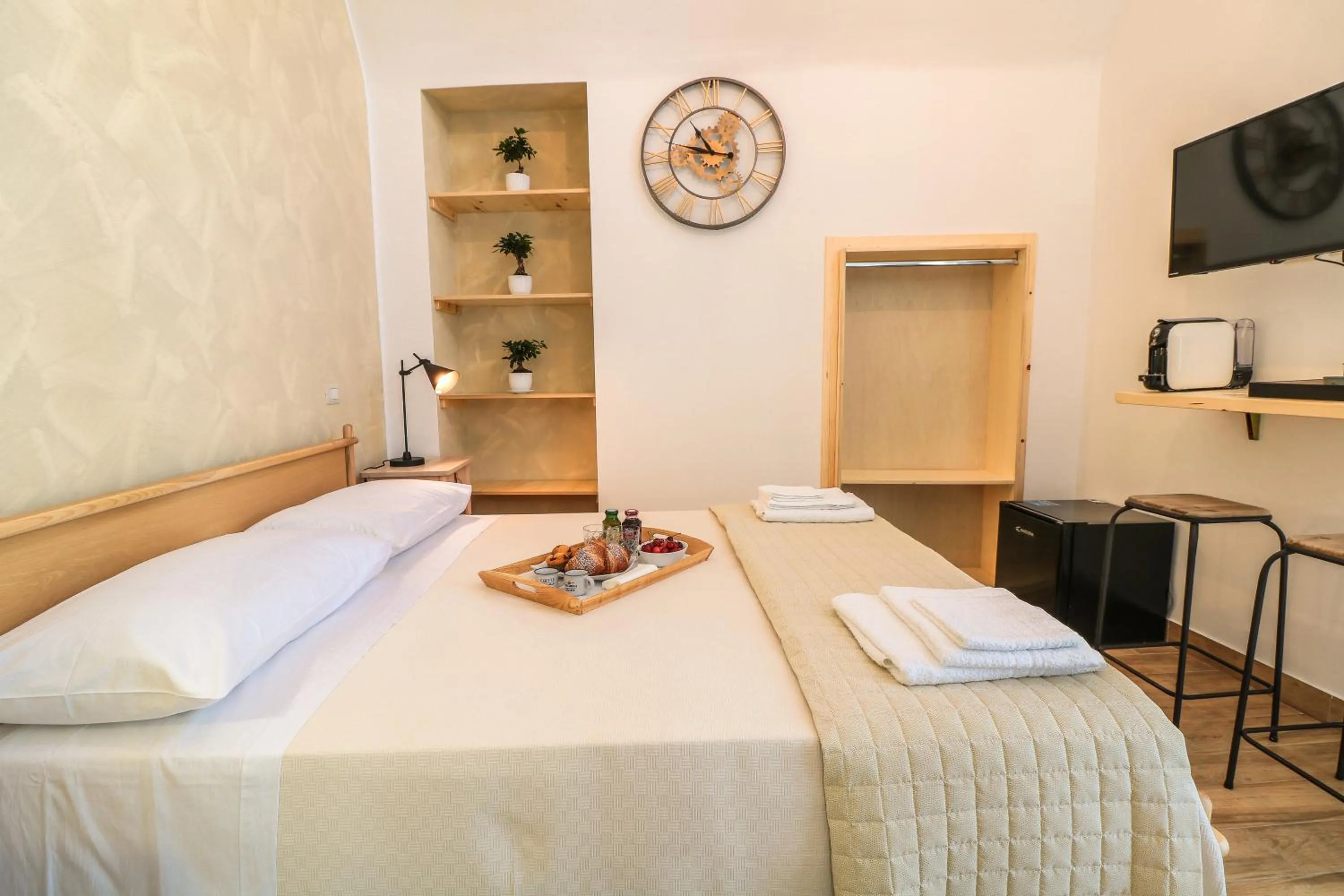 Bedroom, Bed in Bella 'Mbriana