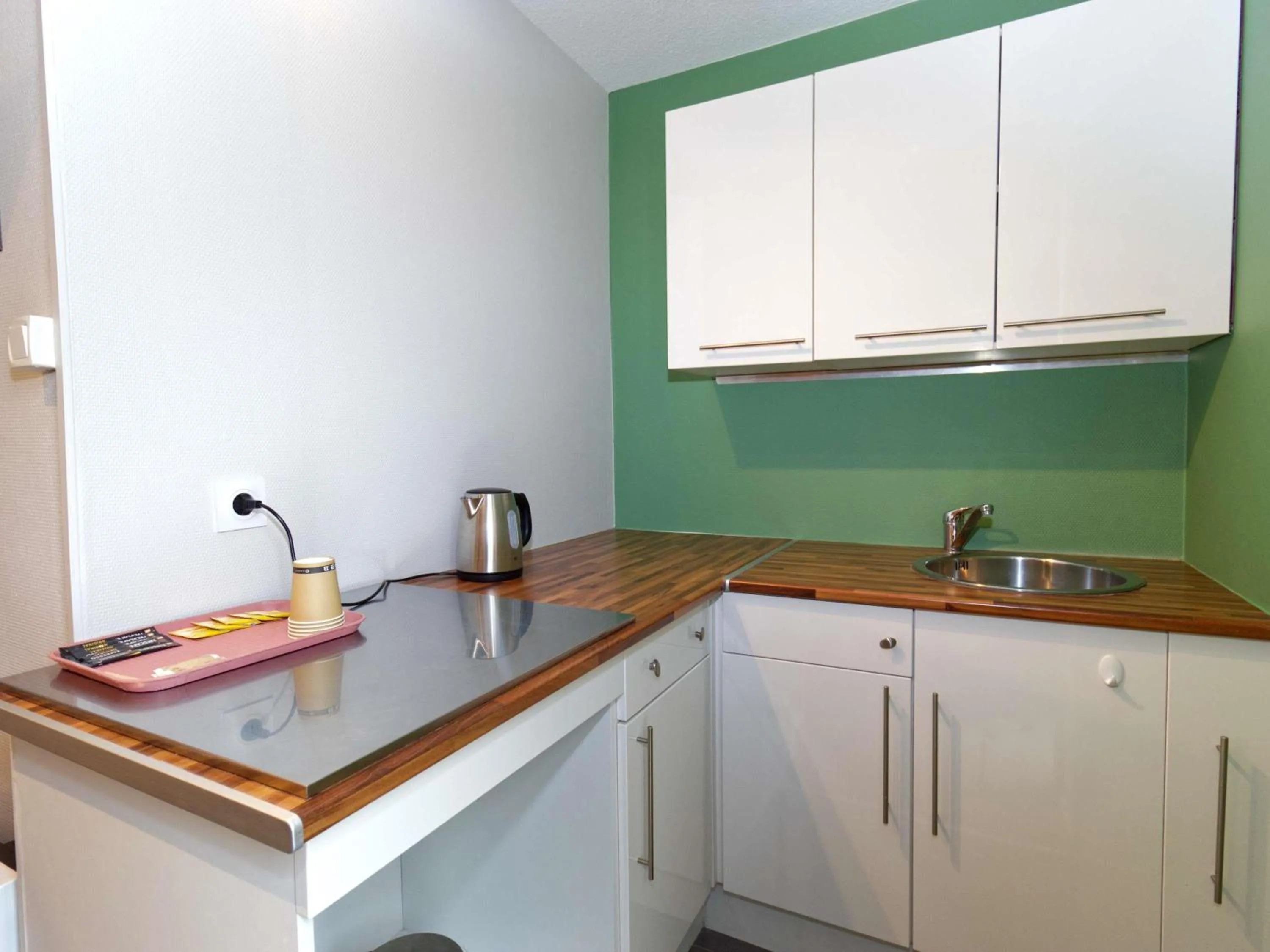 Bathroom in Greet Hôtel Dijon Sud Longvic