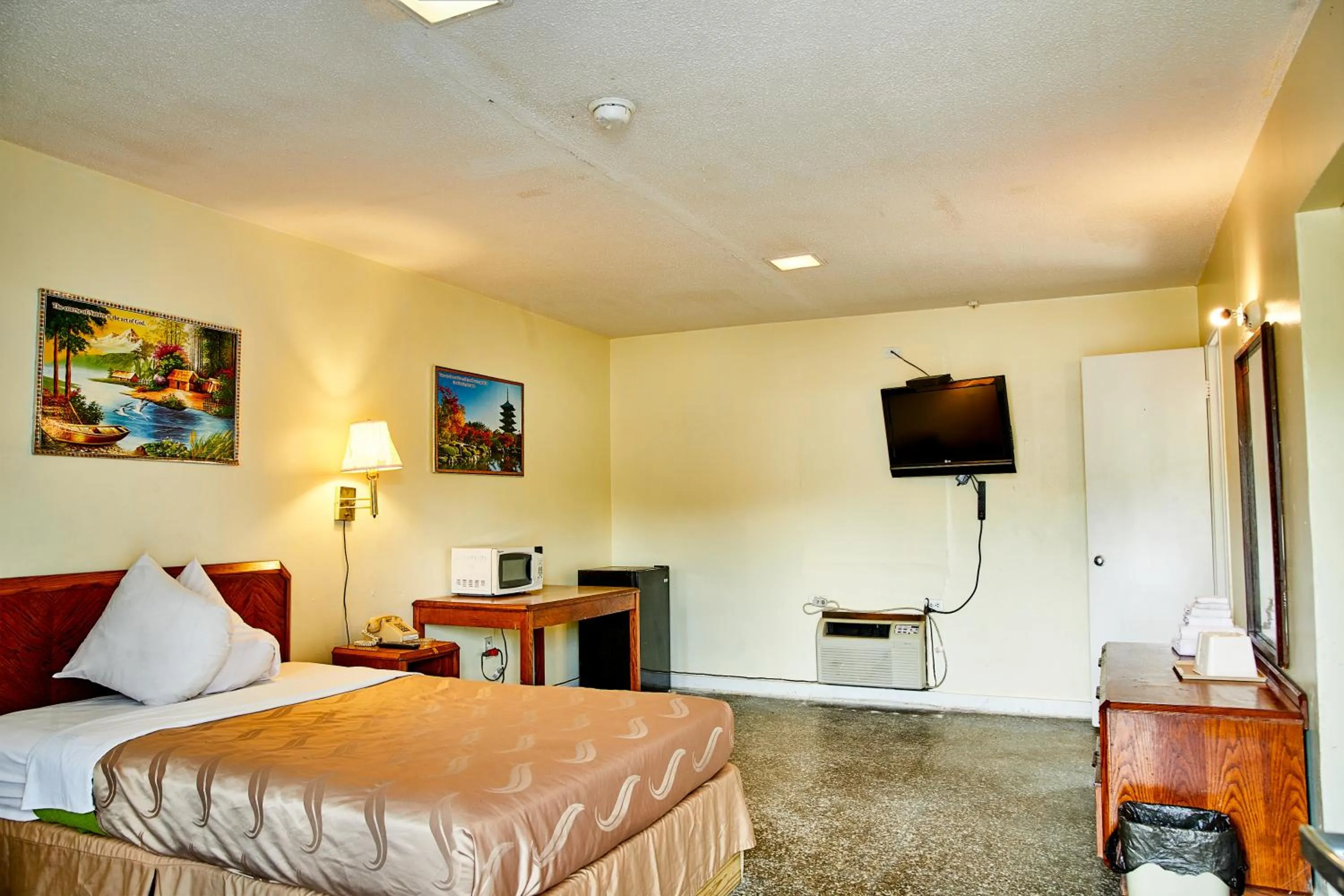 Bedroom, Bed in Hospitality Inn By Belvilla Selma US 80 AL