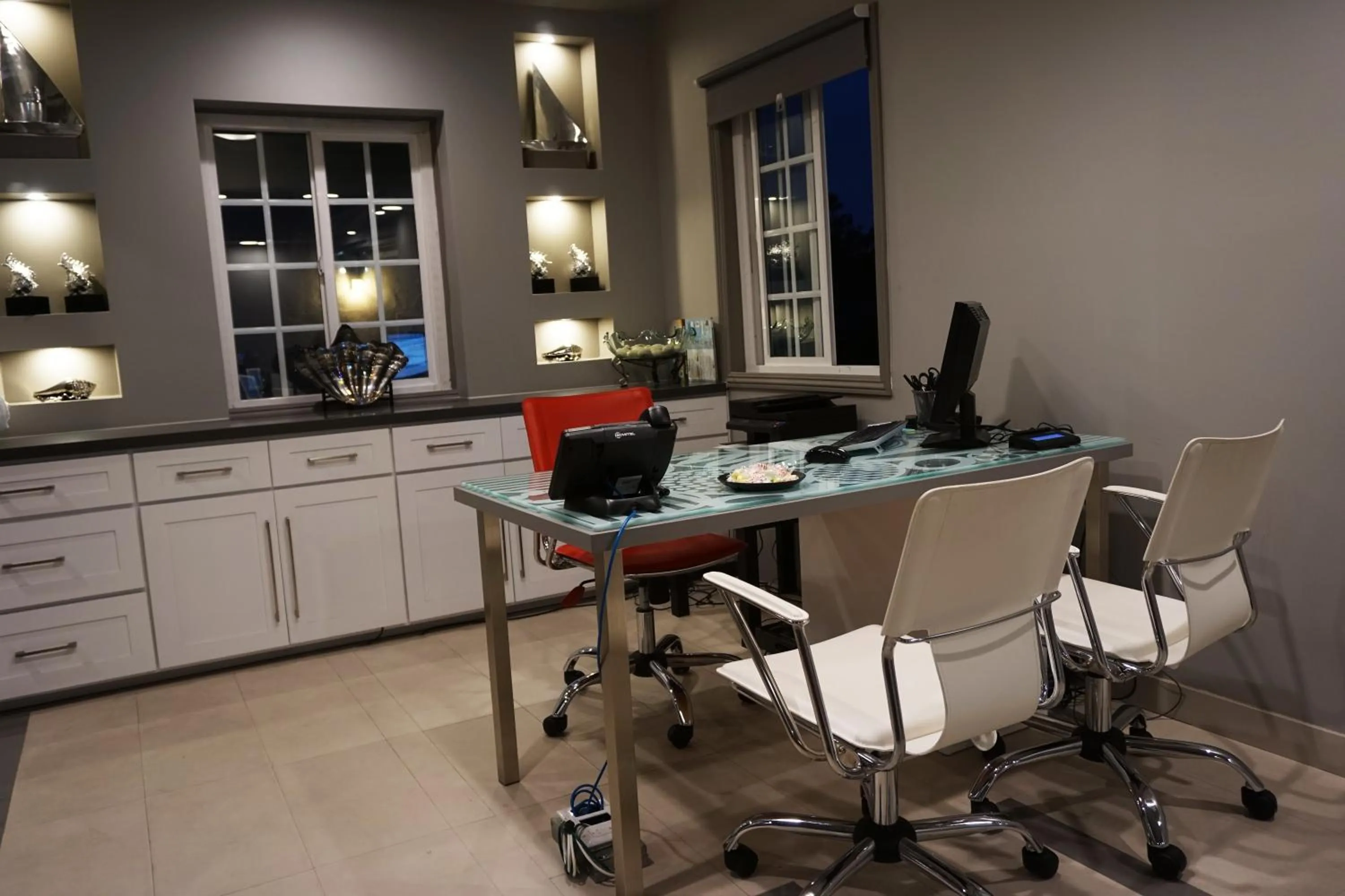 Decorative detail in Crescent Bay Inn