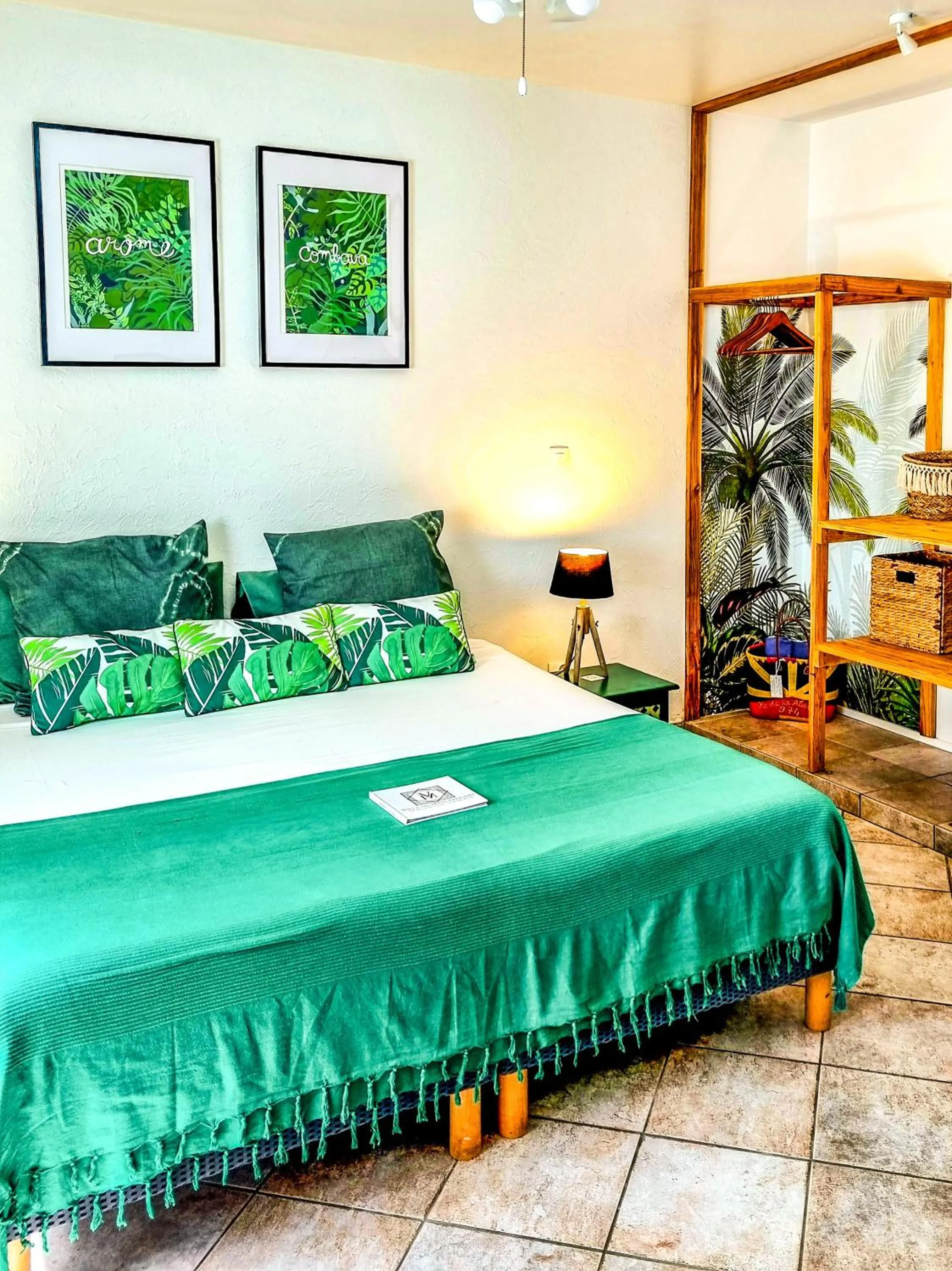 Bed in Maison d'hôtes Villa des Mascareignes