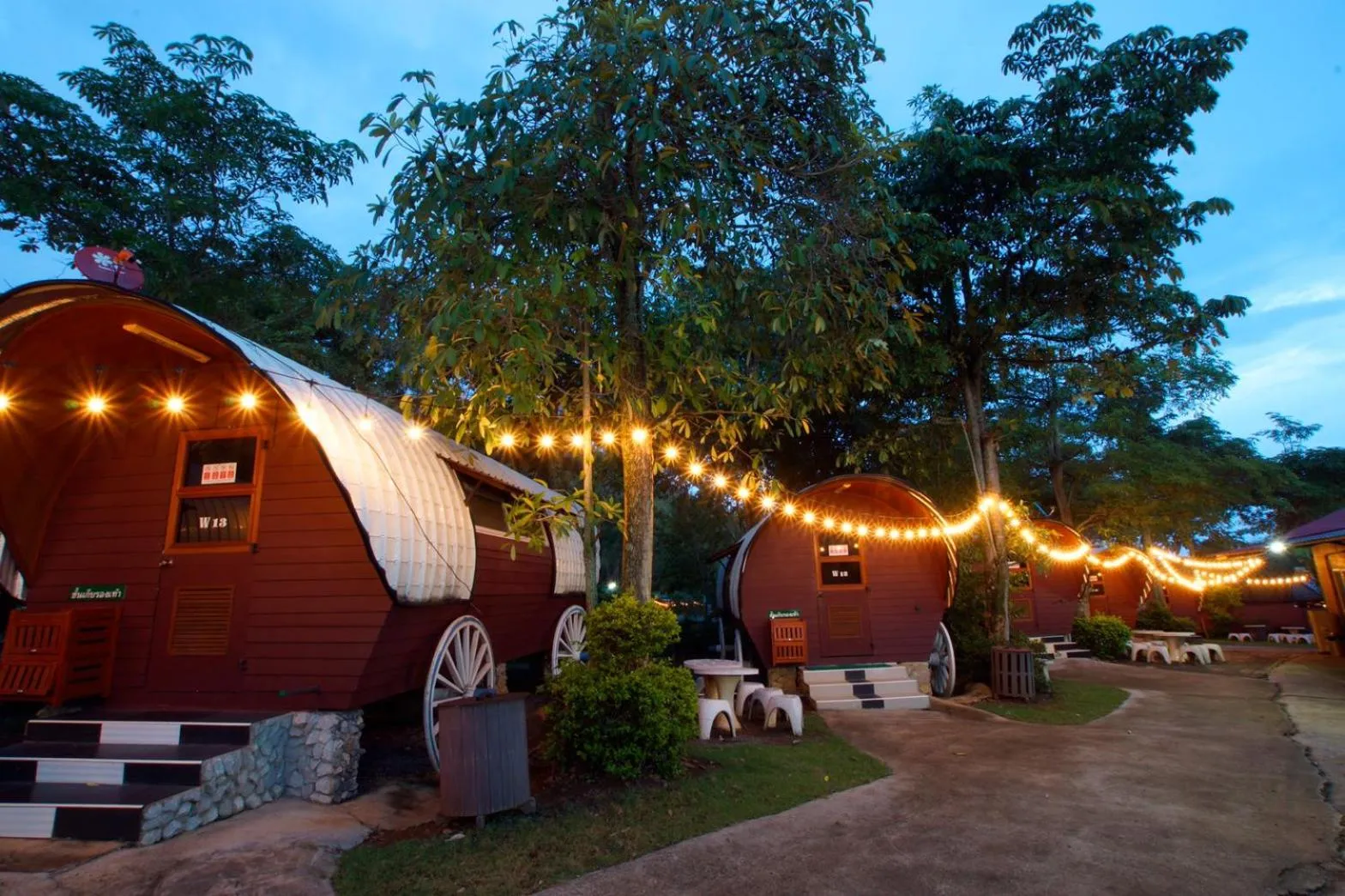 Thongsomboon Club Hotel