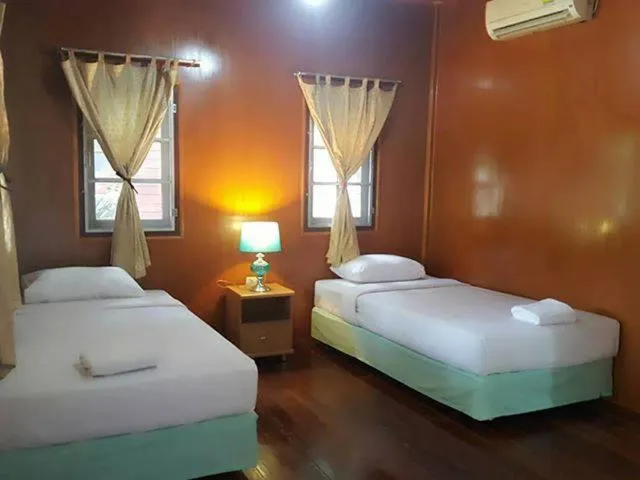Thongsomboon Club Hotel