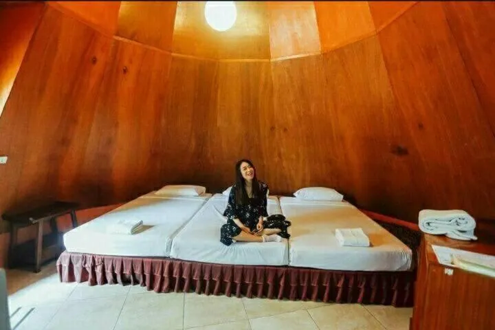 Thongsomboon Club Hotel