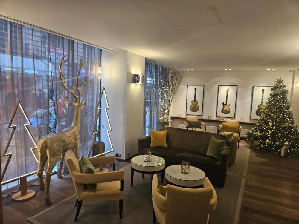 Decorative detail in Hôtel Le Colisée