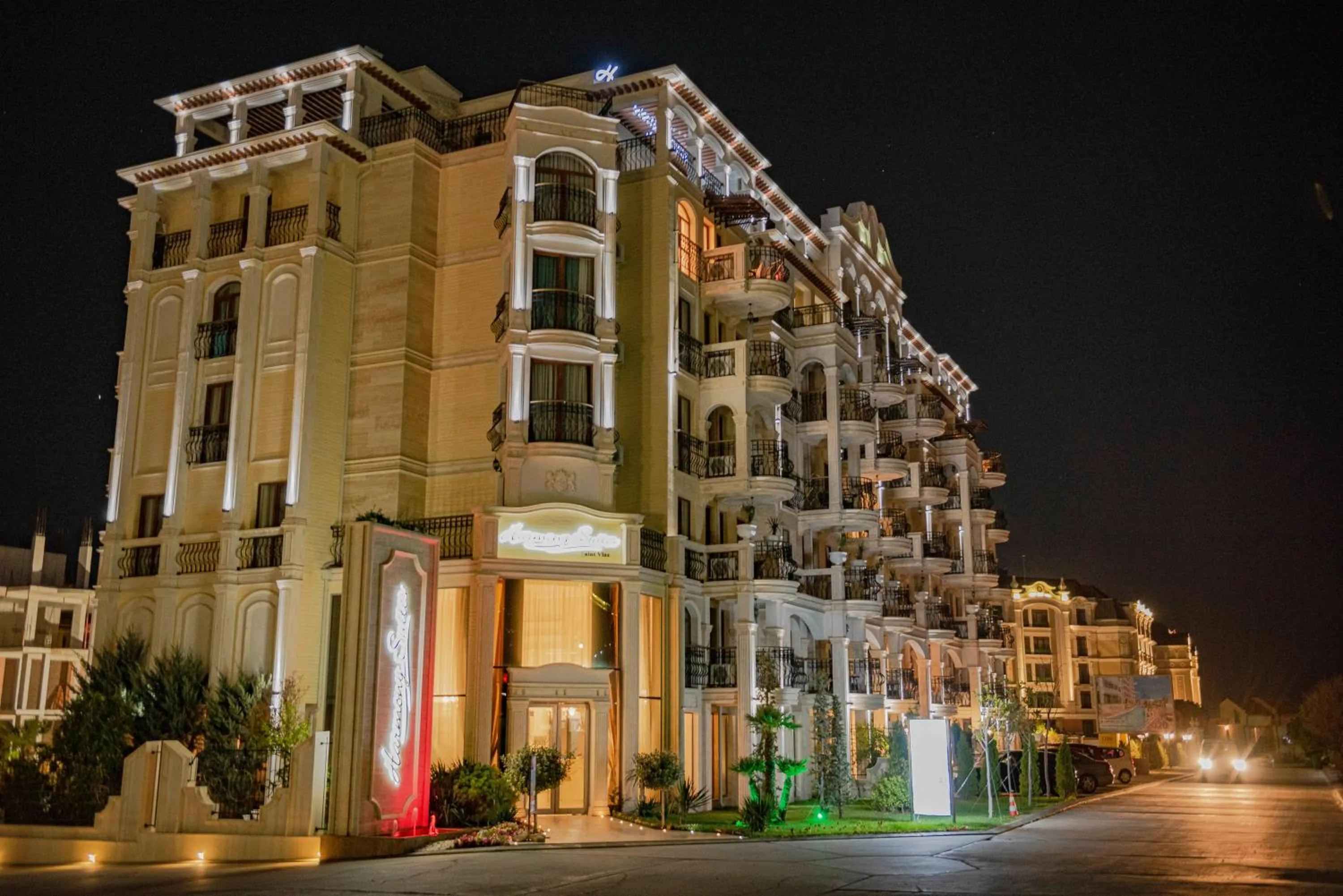 Property building in Menada Harmony Suites X