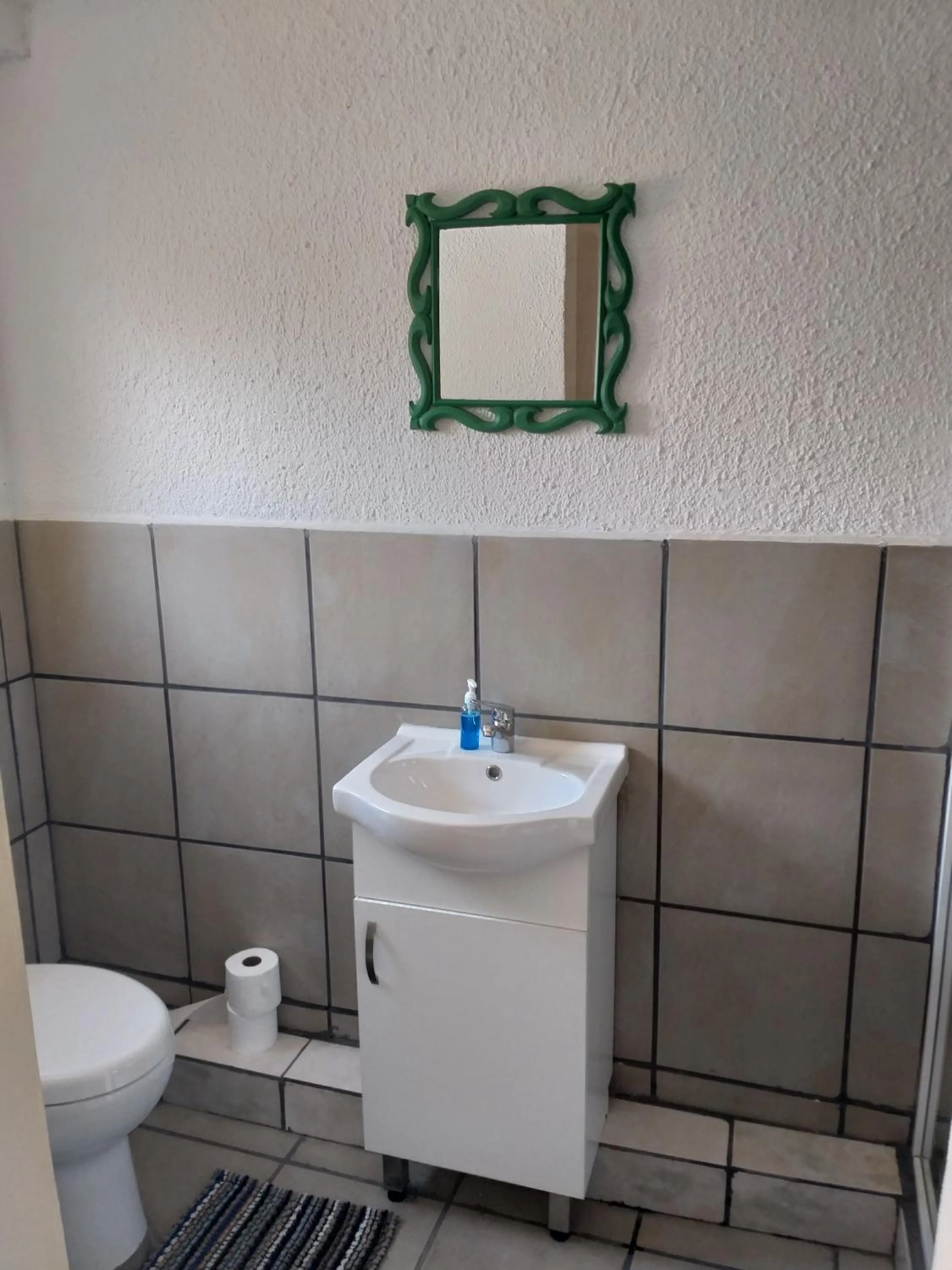 Bathroom in ASAMé @ Oppi-Rivier