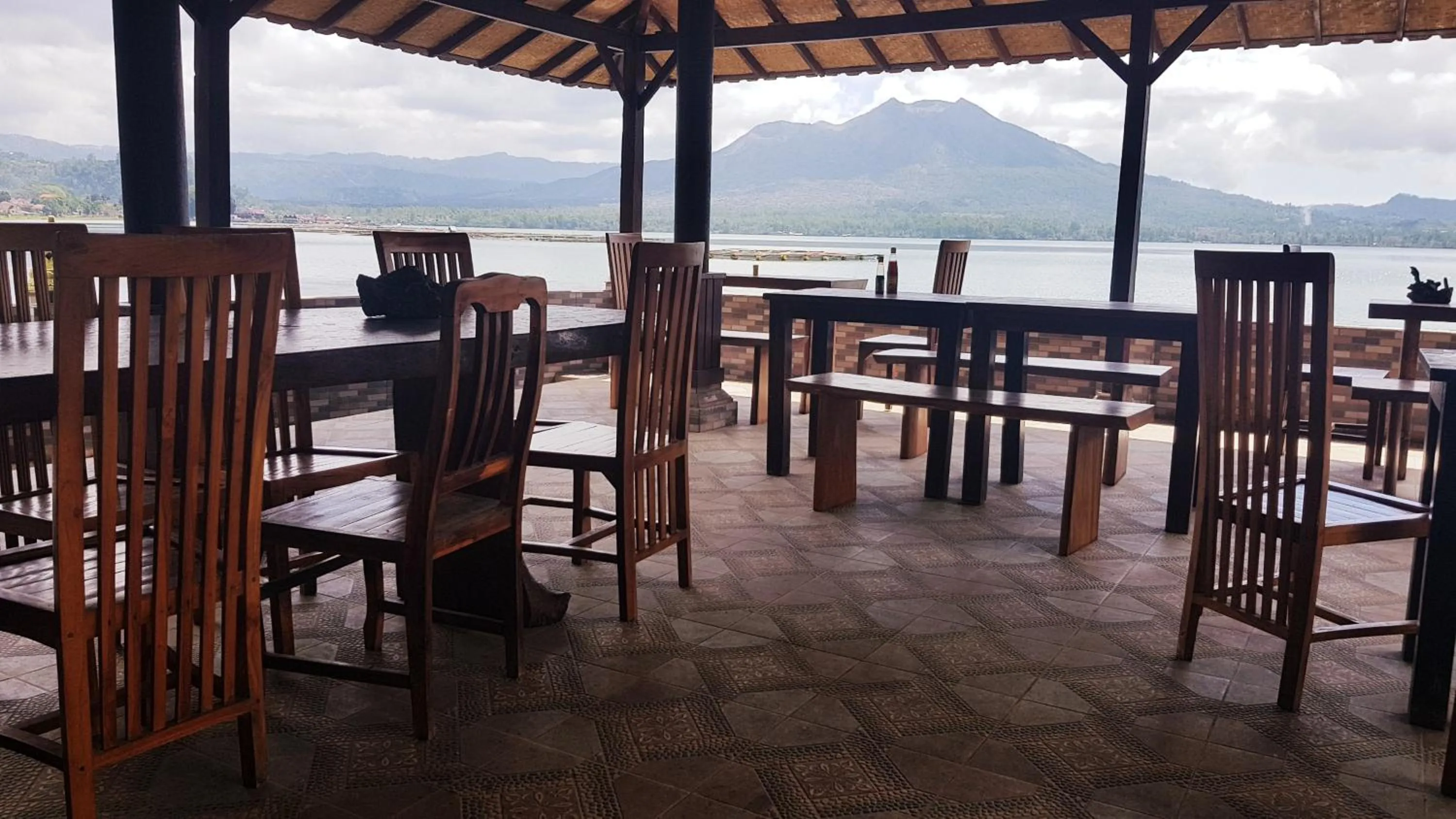 Restaurant/places to eat in Batur Green Lakeview in Kintamani Bali