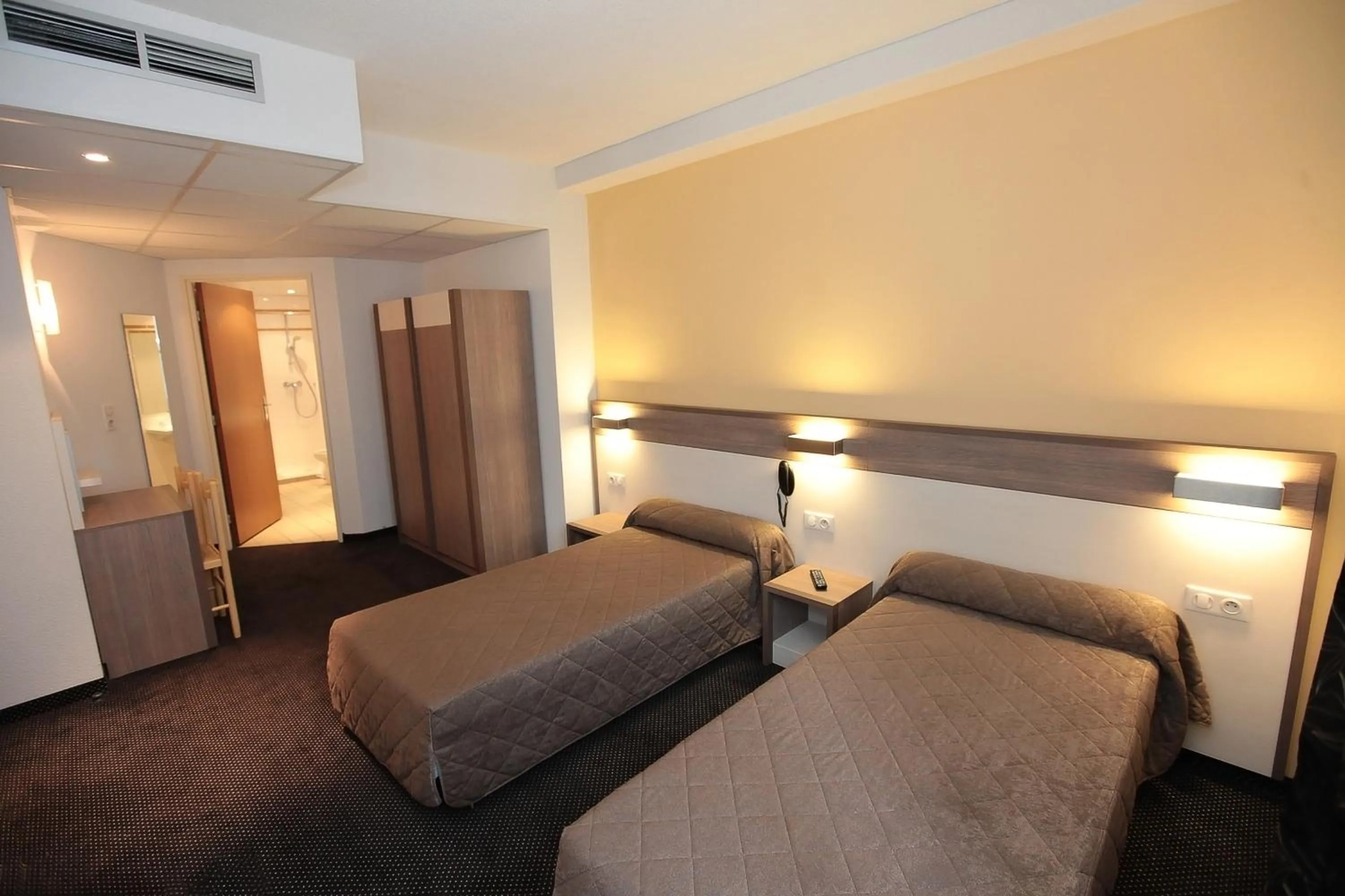 Bedroom, Bed in Hôtel Florida