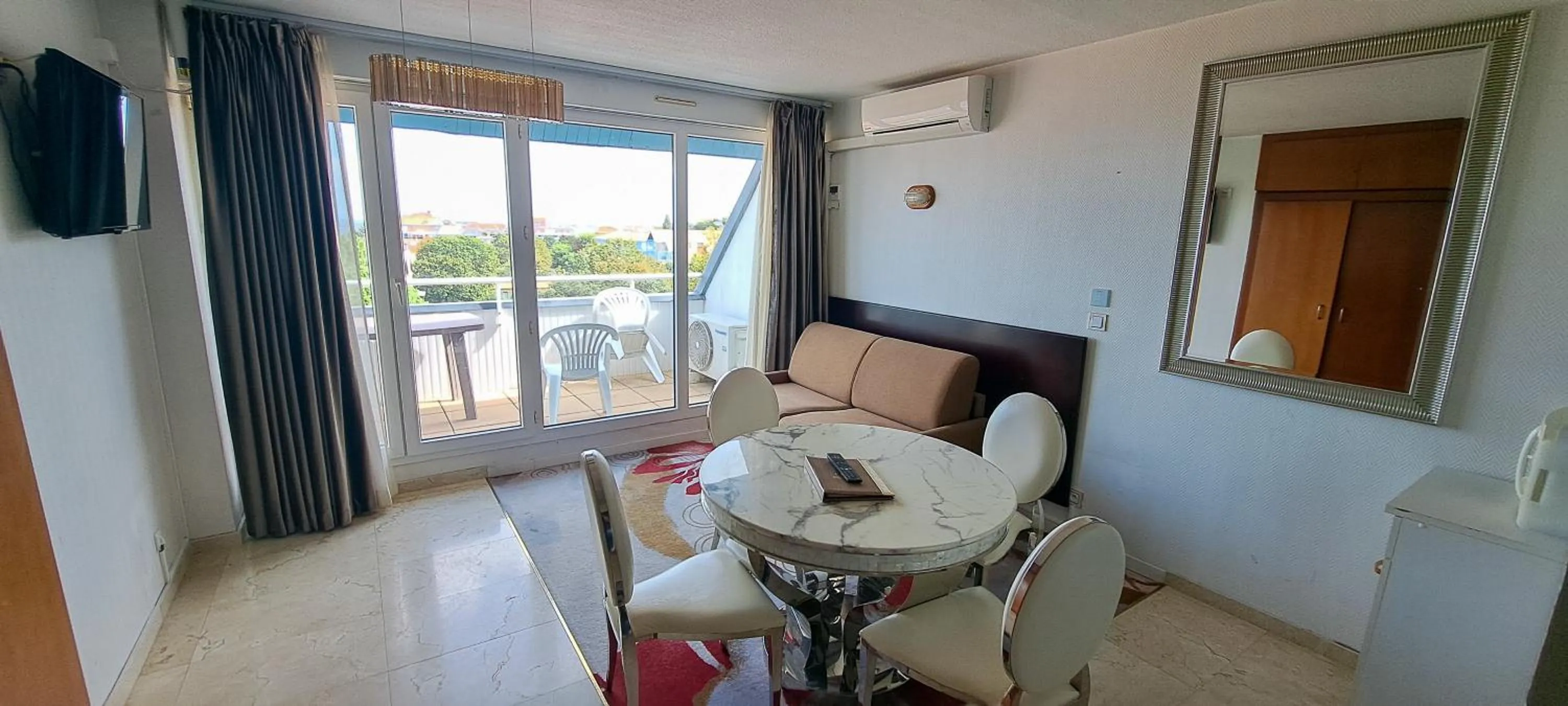 Appart'hôtel Le Trianon