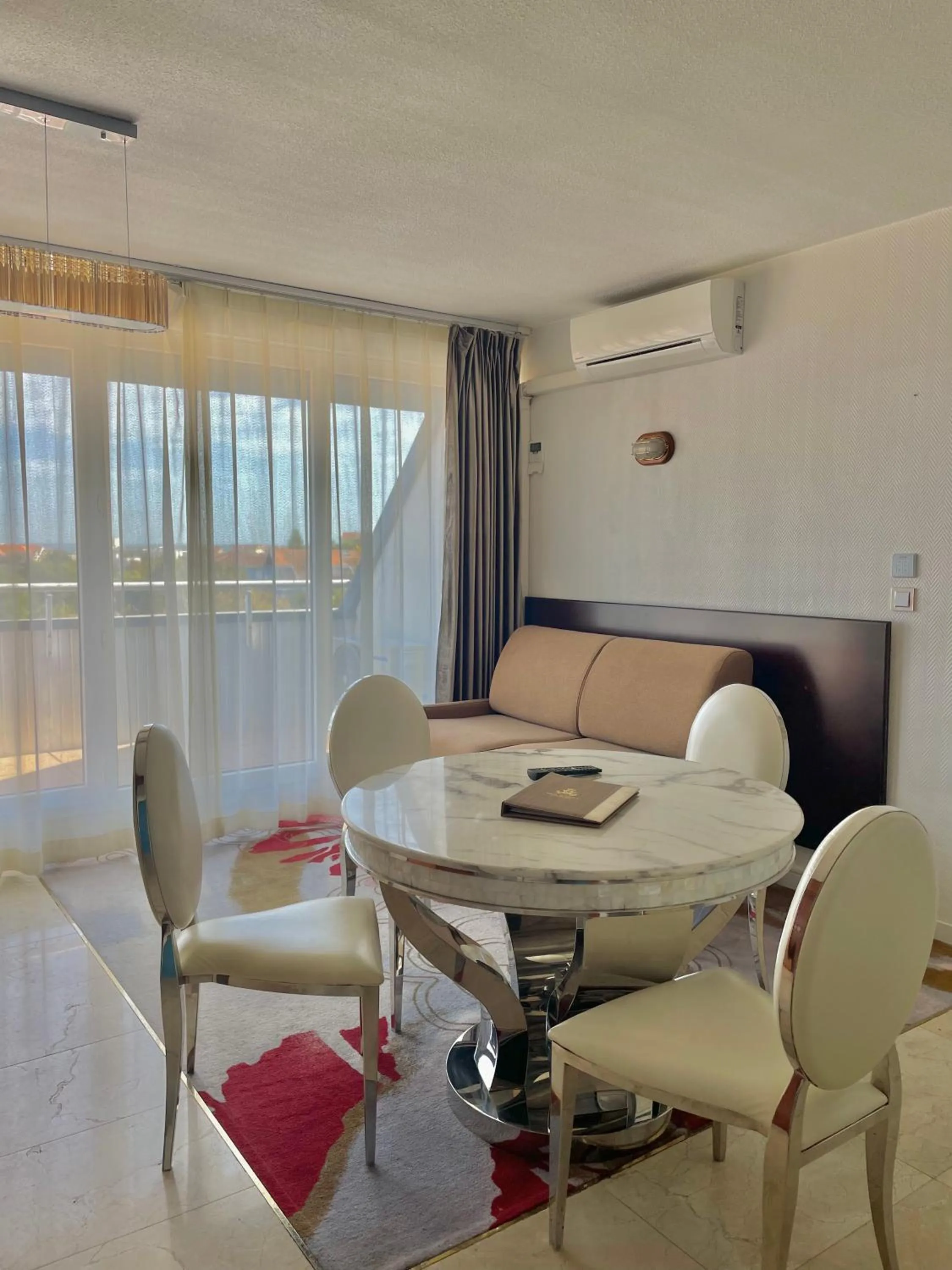 Appart'hôtel Le Trianon