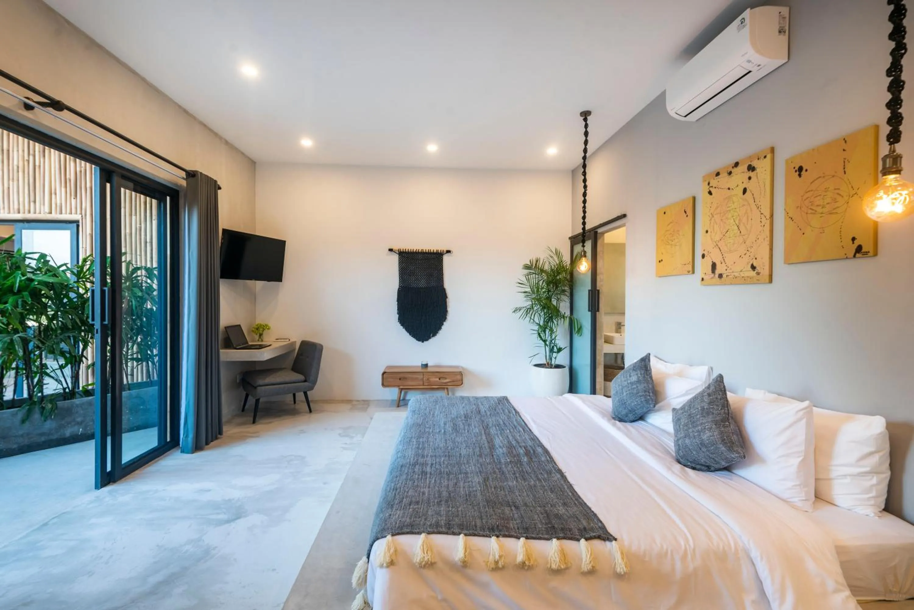 Photo of the whole room, Bed in Canggu Dream Studios & Villas