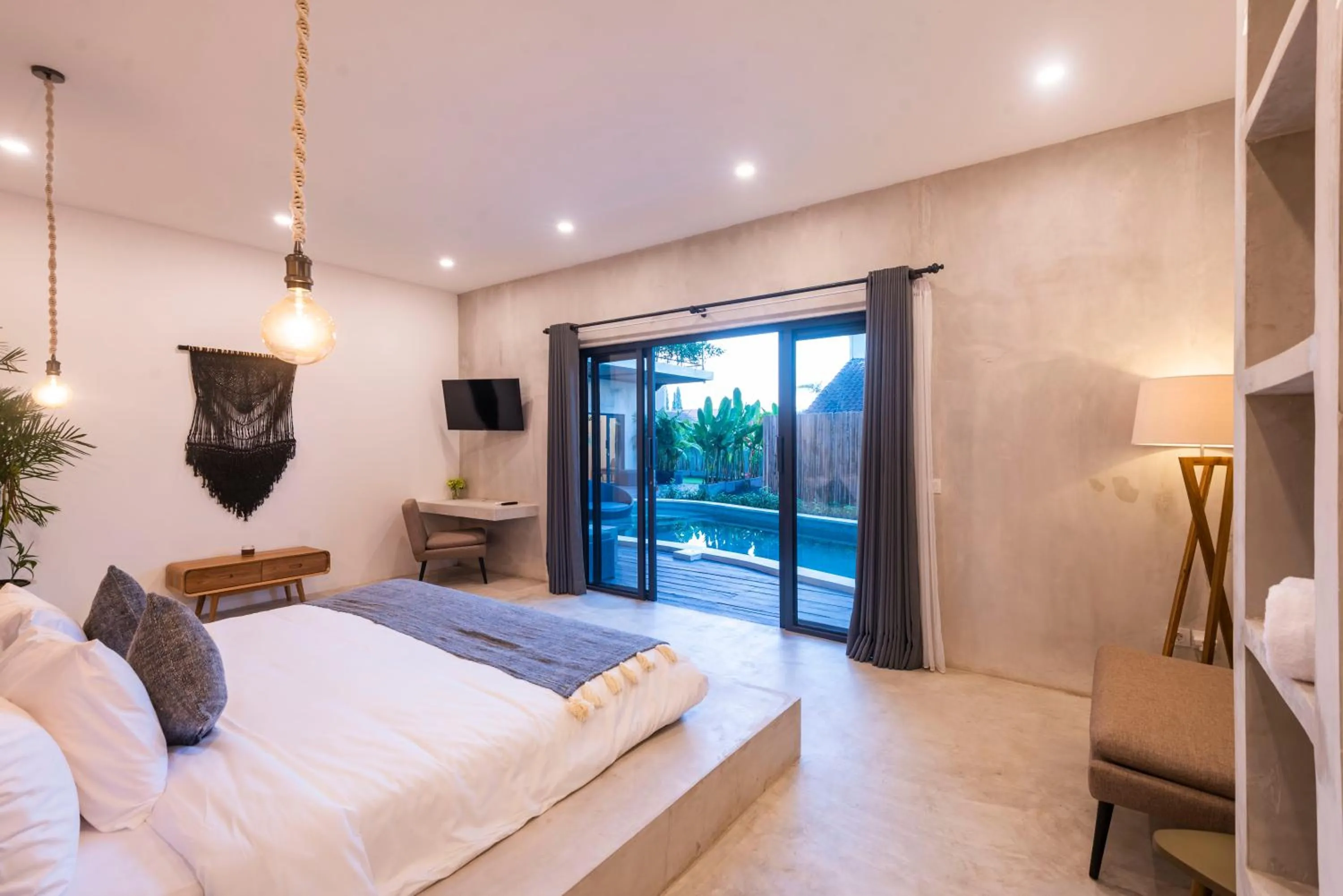 Photo of the whole room, Bed in Canggu Dream Studios & Villas