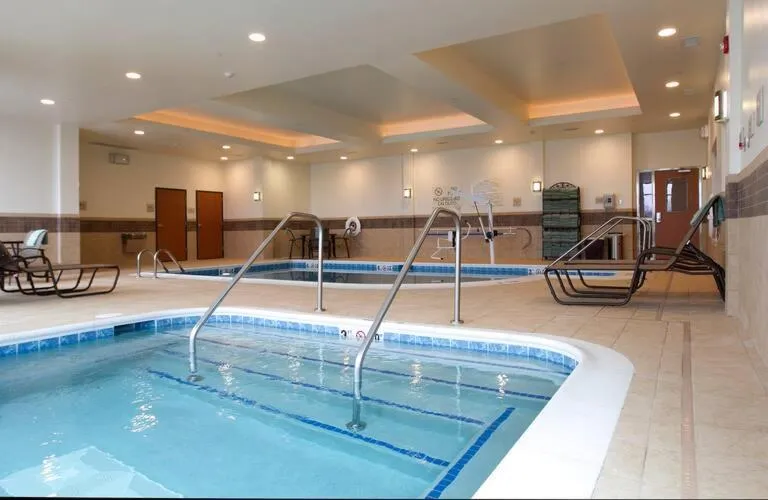 Hot Tub in Hilton Garden Inn Cedar Falls Conference Center