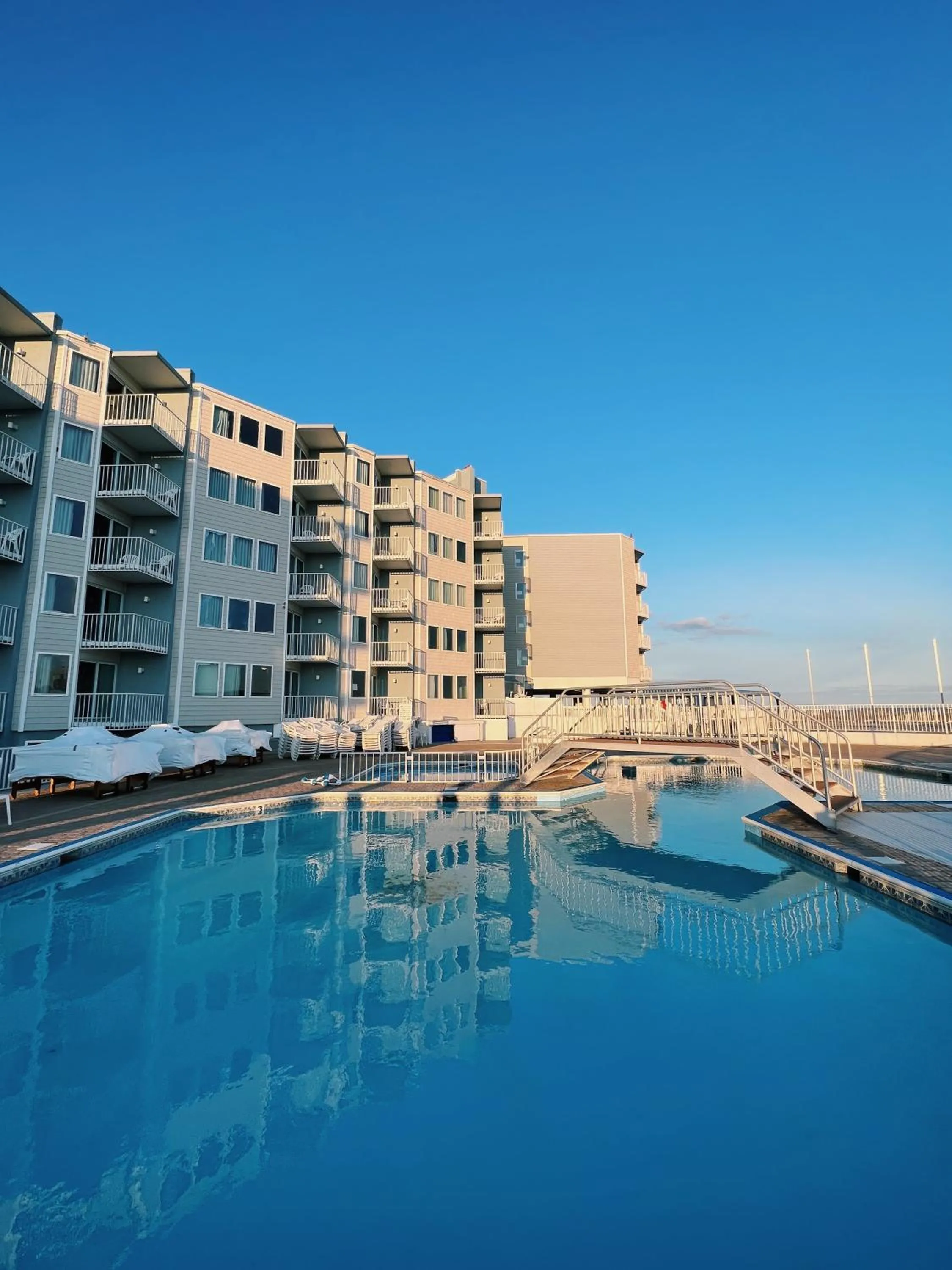 El Coronado Resort